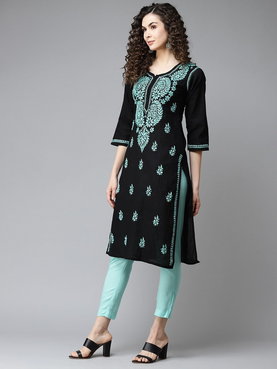 Ada Hand Embroidered Black Cotton Lucknowi Chikankari Straight Kurta A411192
