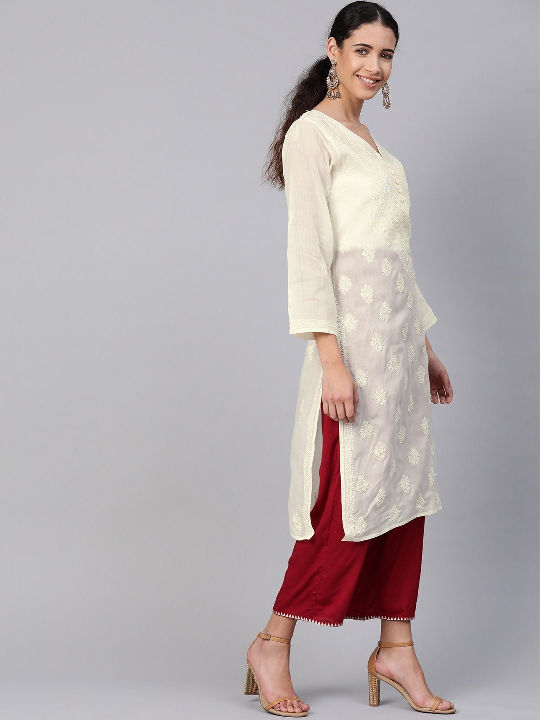 Ada Hand Embroidered Cream Cotton Lucknowi Chikankari Straight Kurta A100363