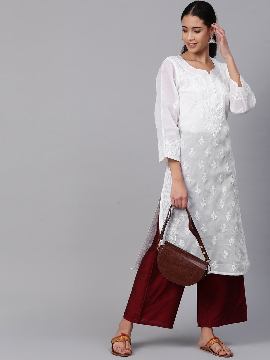 Ada Hand Embroidered White Cotton Lucknowi Chikankari Straight Kurta A100356