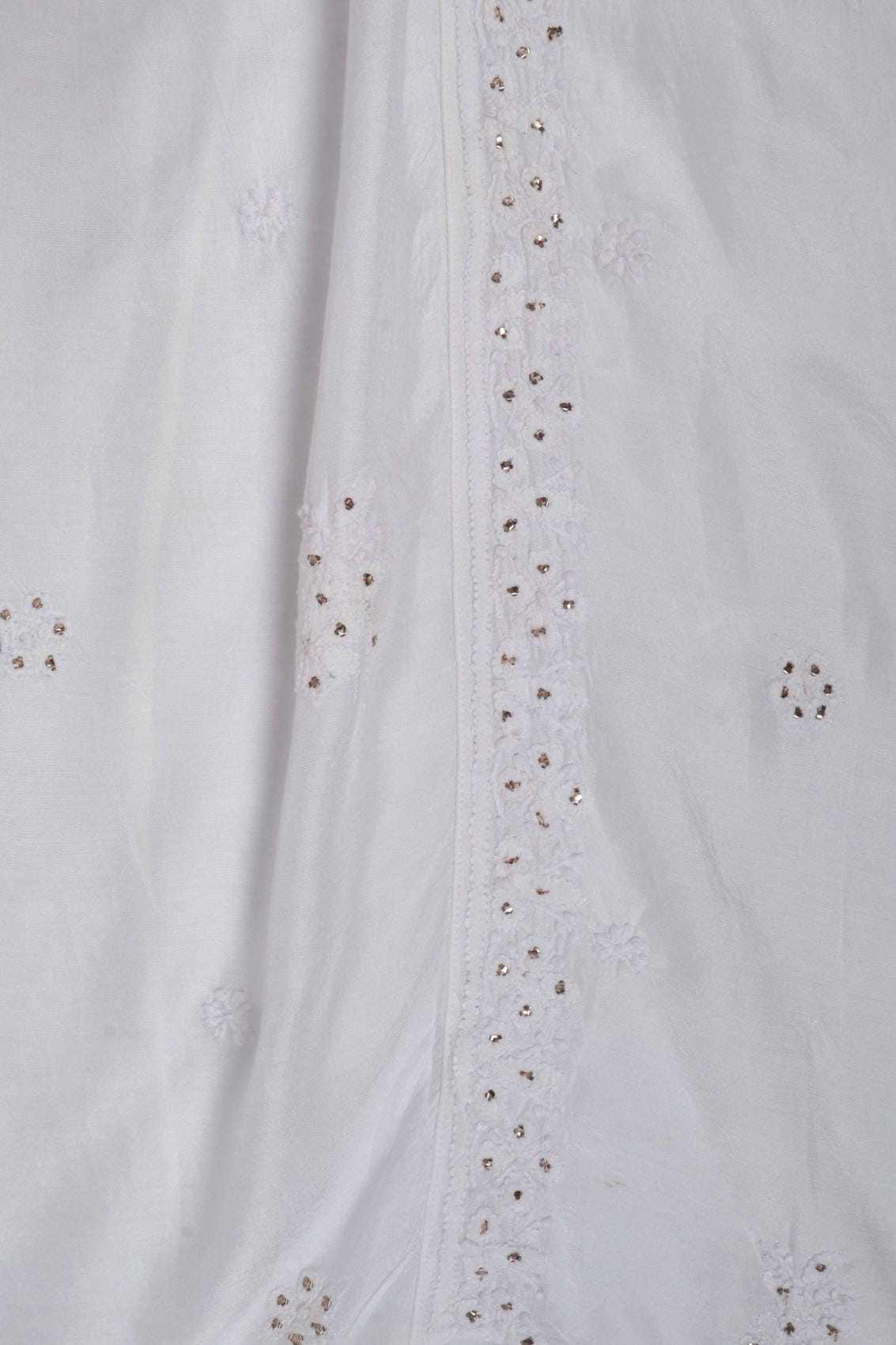 Ada Hand Embroidered White Muslin Lucknowi Chikankari Semi-Stitched Anarkali Kurta Piece With Muqaish Work 01A179471