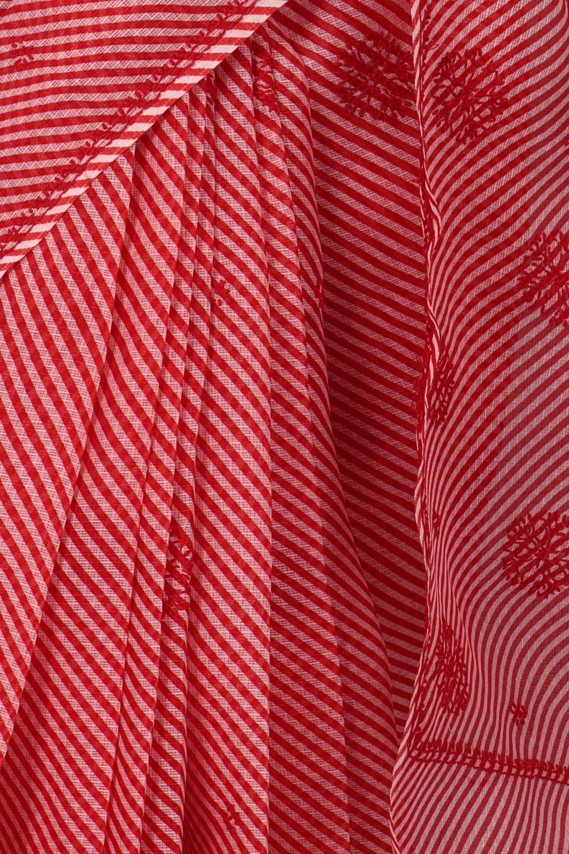 Ada Hand Embroidered Red Kota Lucknow Chikan Saree With Blouse A311352
