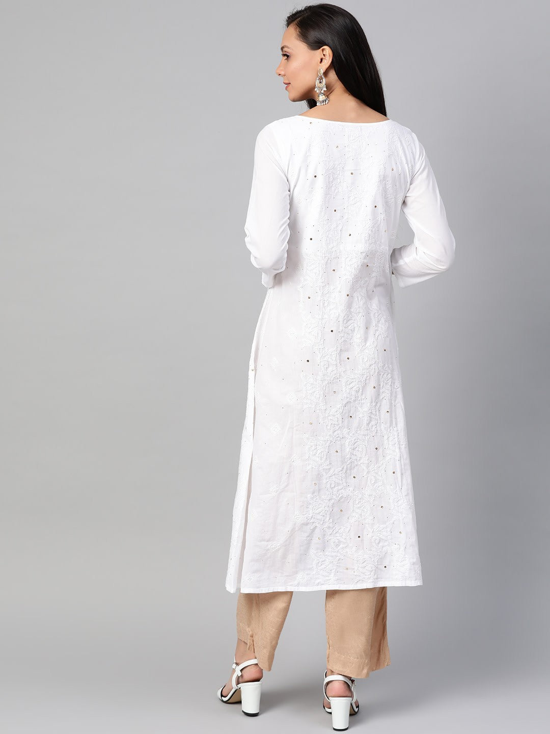 Ada Hand Embroidered White Cotton Lucknowi Chikankari A-line Kurta With Muqaish Work A100468