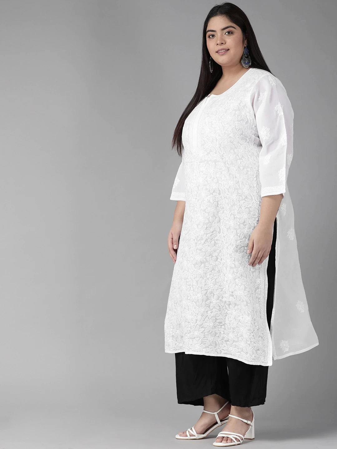 Ada Hand Embroidered White Cotton Lucknowi Chikankari Straight Kurta A411181