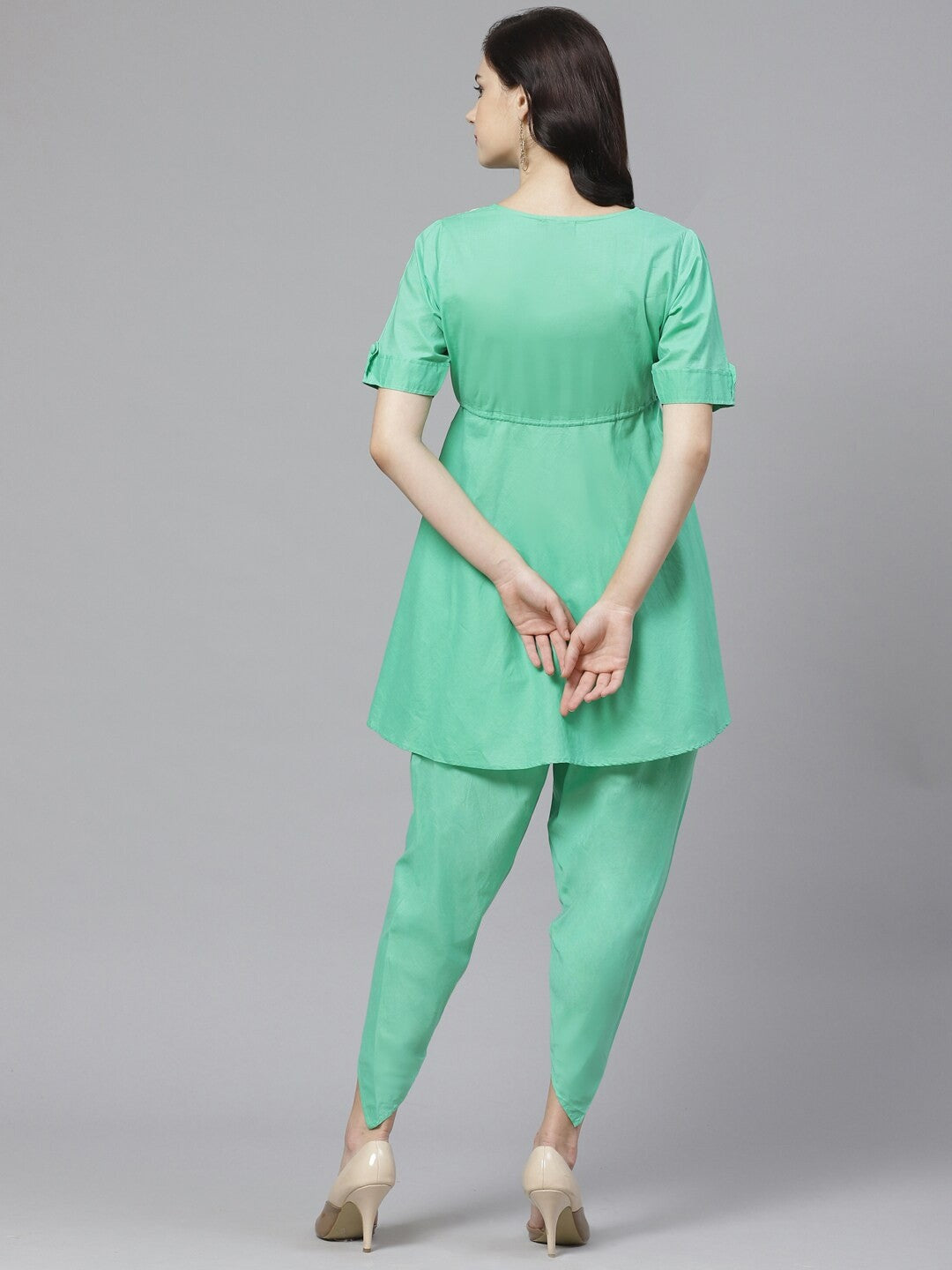 Ada Hand Embroidered Green Cotton Lucknowi Chikankari Flared Kurti With Dhoti Set A100322