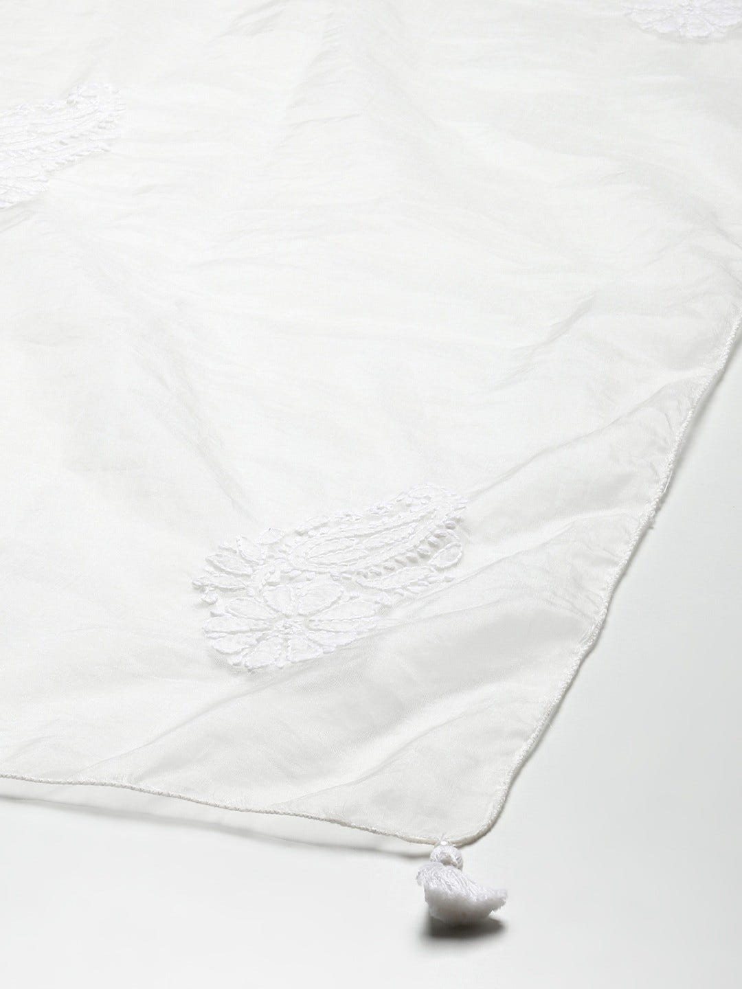 Ada Hand Embroidered White Organza Lucknowi Chikankari Dupatta- A511201