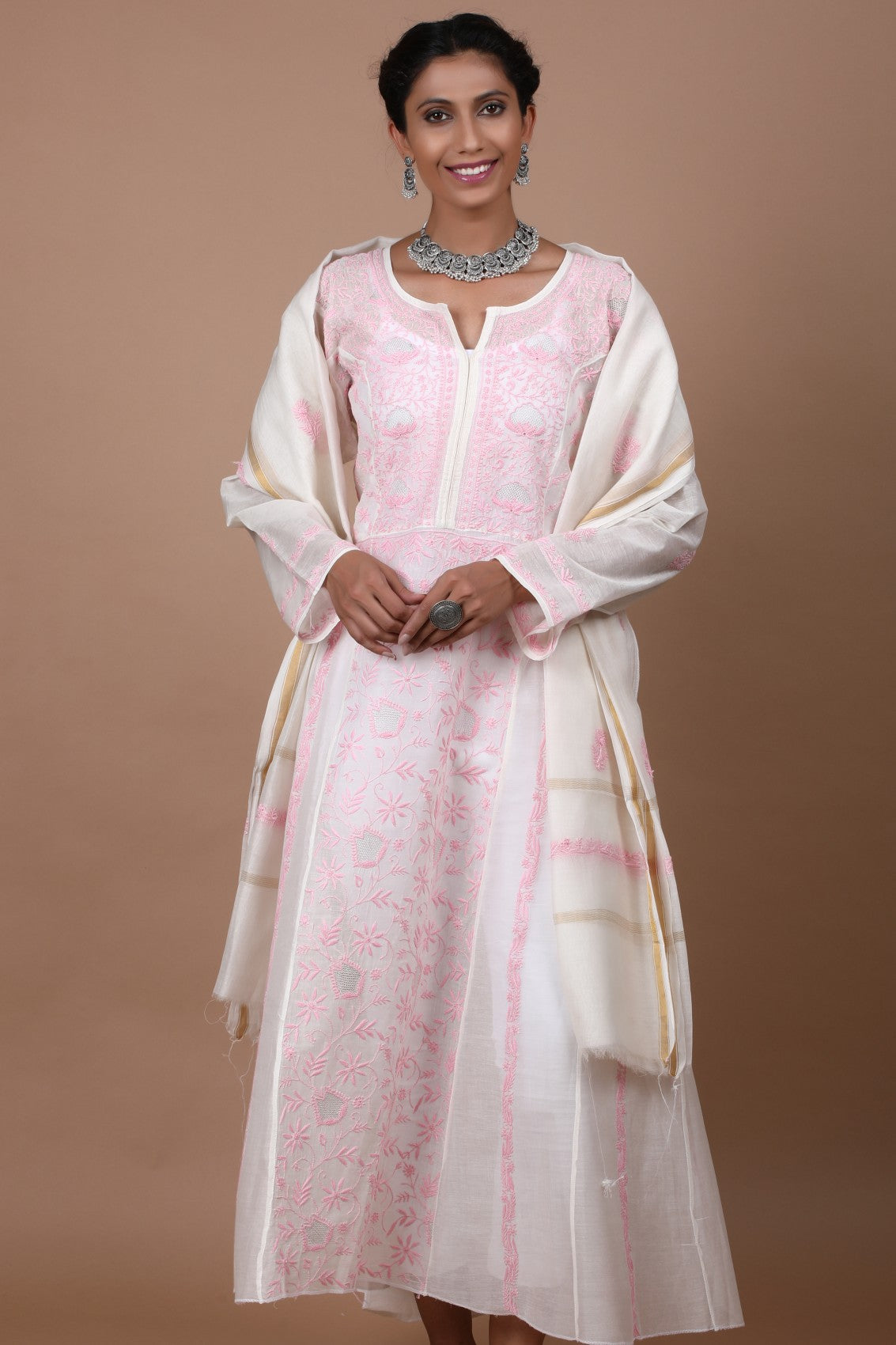 Ada Hand Embroidered Cream Chanderi Lucknowi Chikankari Semi-Stitched Anarkali Kurta Dupatta Set With Zari Work 01A268032