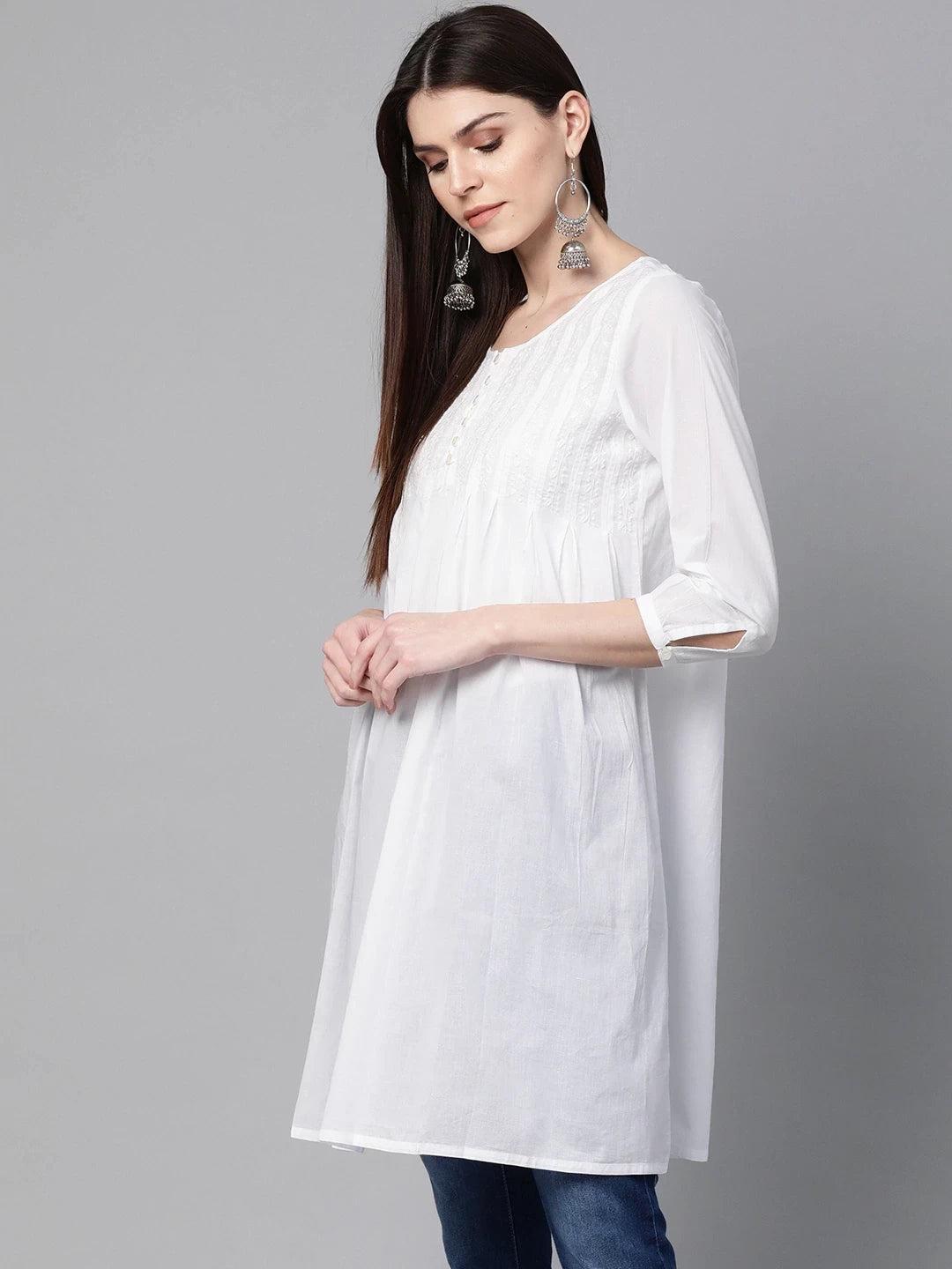 Ada Hand Embroidered White Cotton Lucknowi Chikankari Straight Kurti A390224