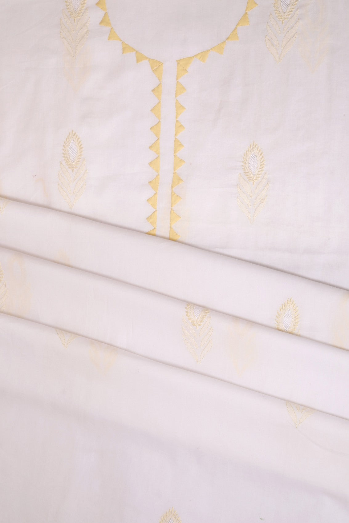 Ada Hand Embroidered White Cotton Lucknowi Chikankari Unstitched Kurta Dupatta Set A251255