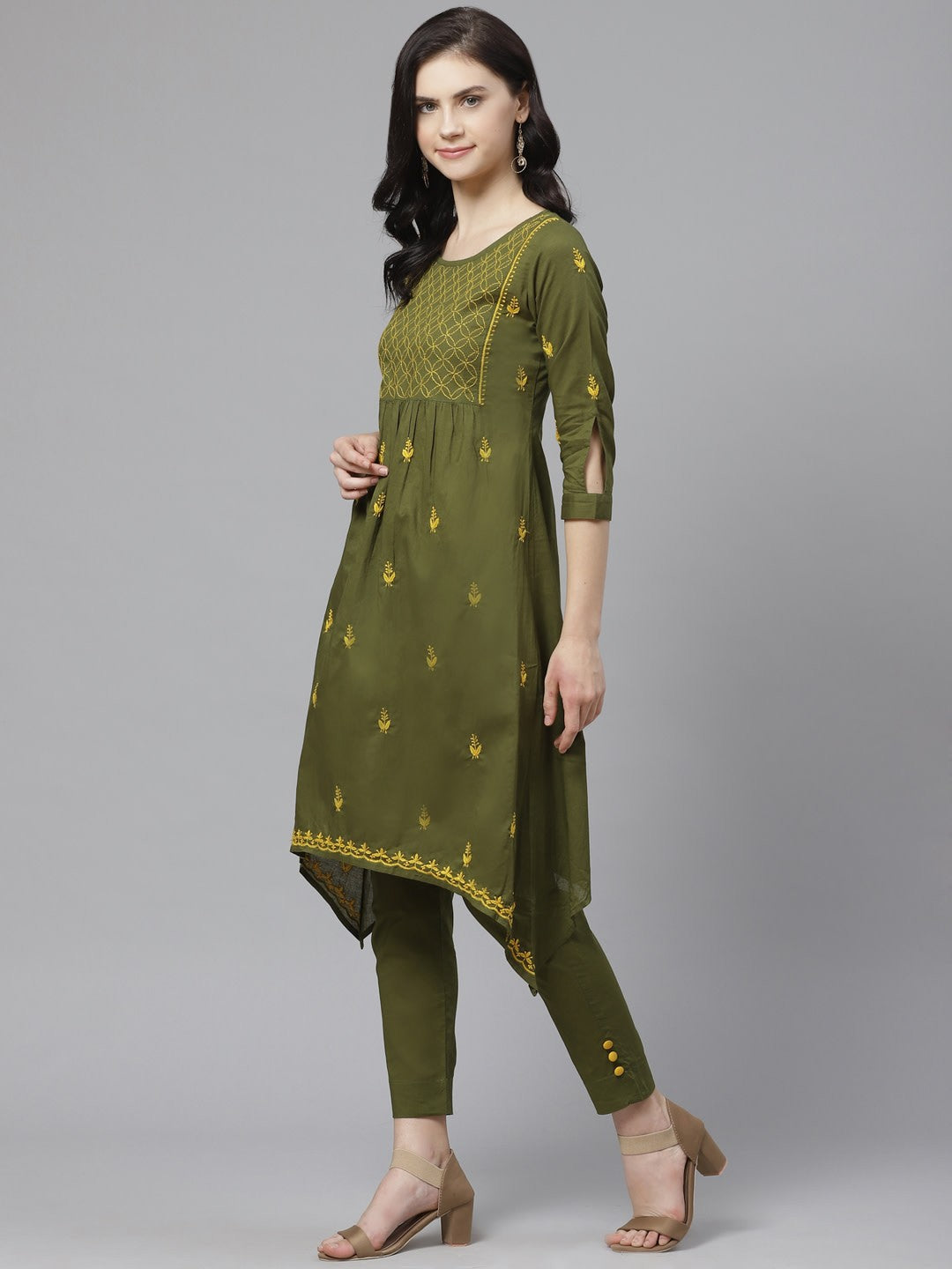 Ada Hand Embroidered Green Cotton Lucknowi Chikankari A-Line Kurta With Trouser A100337