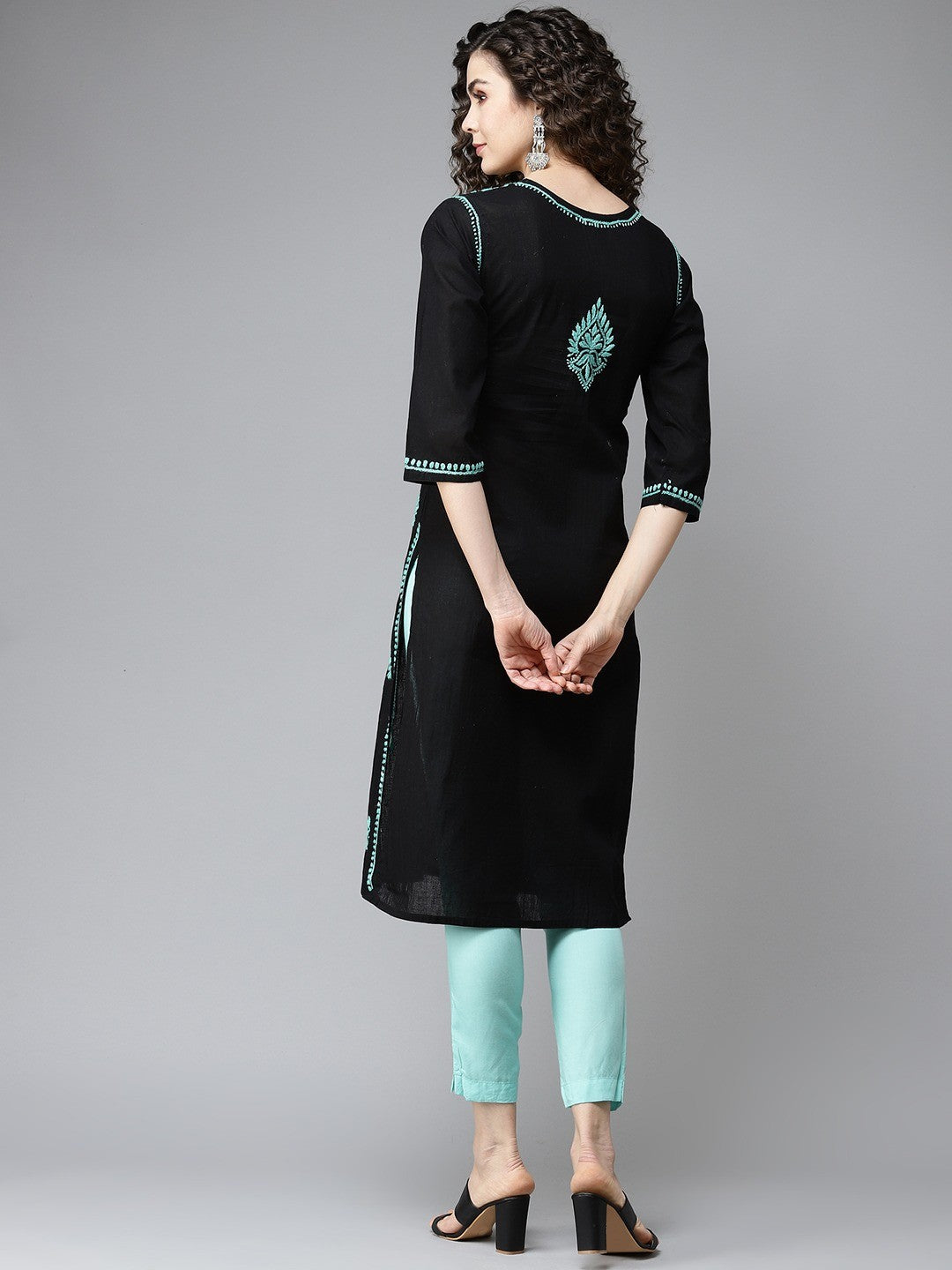 Ada Hand Embroidered Black Cotton Lucknowi Chikankari Straight Kurta A411192