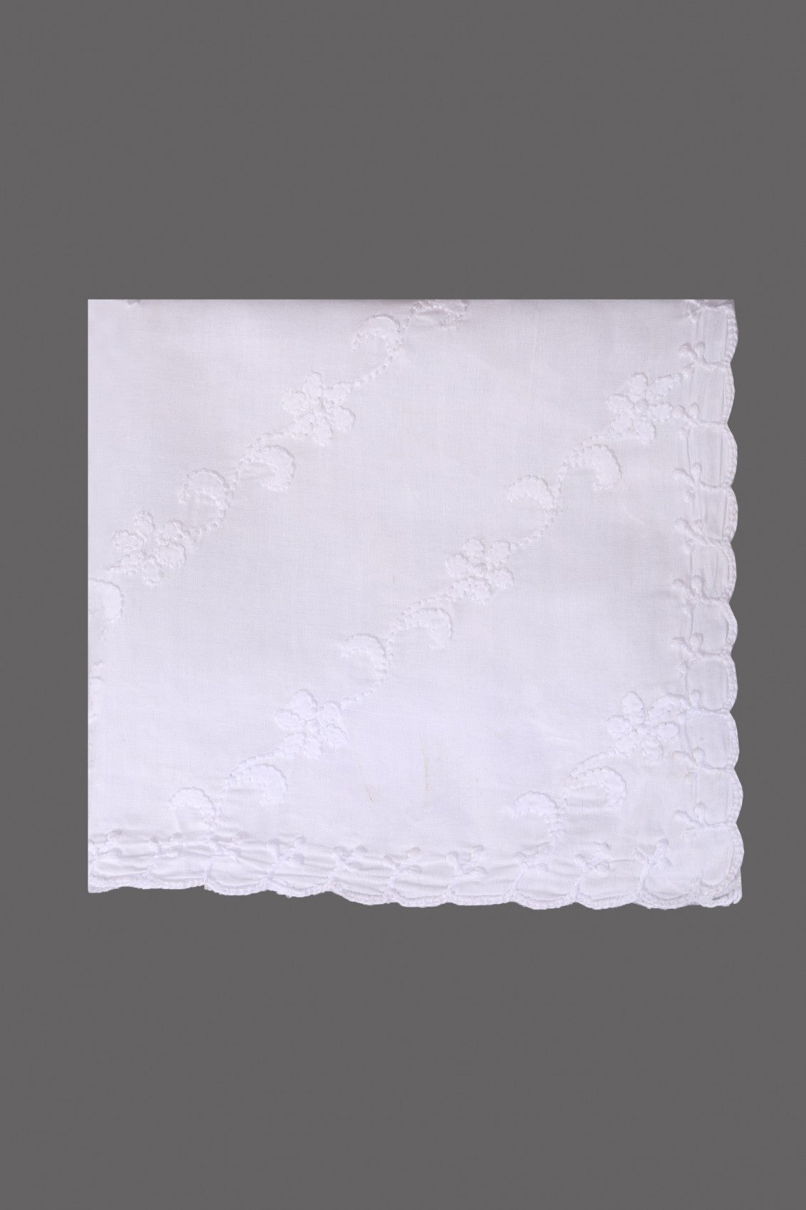 Ada Hand Embroidered White Cotton Lucknowi Chikankari Napkin Set 01A36795