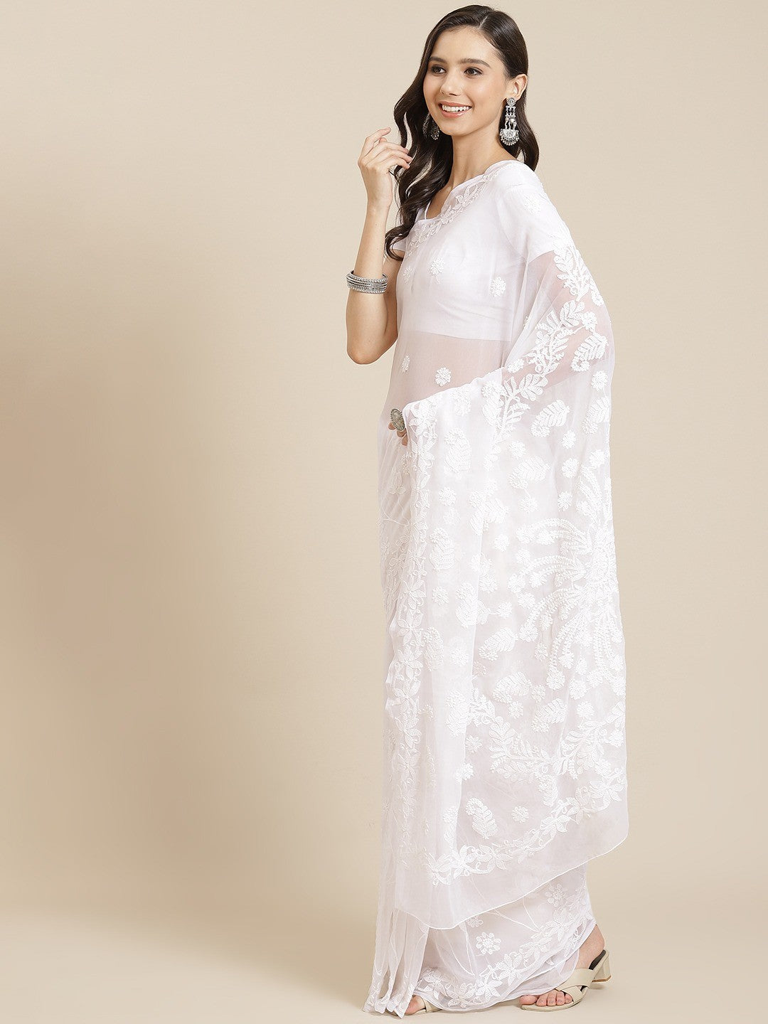 Ada Hand Embroidered White Georgette Lucknow Chikan Saree With Blouse - A130072