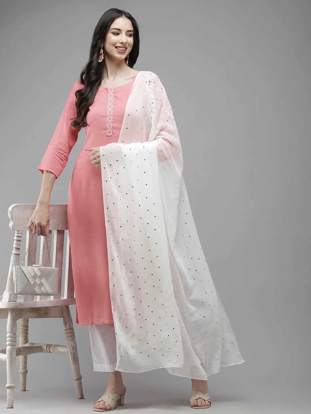 Ada Hand Embroidered White Georgette Lucknowi Chikankari Dupatta With Muqaish Work A511203