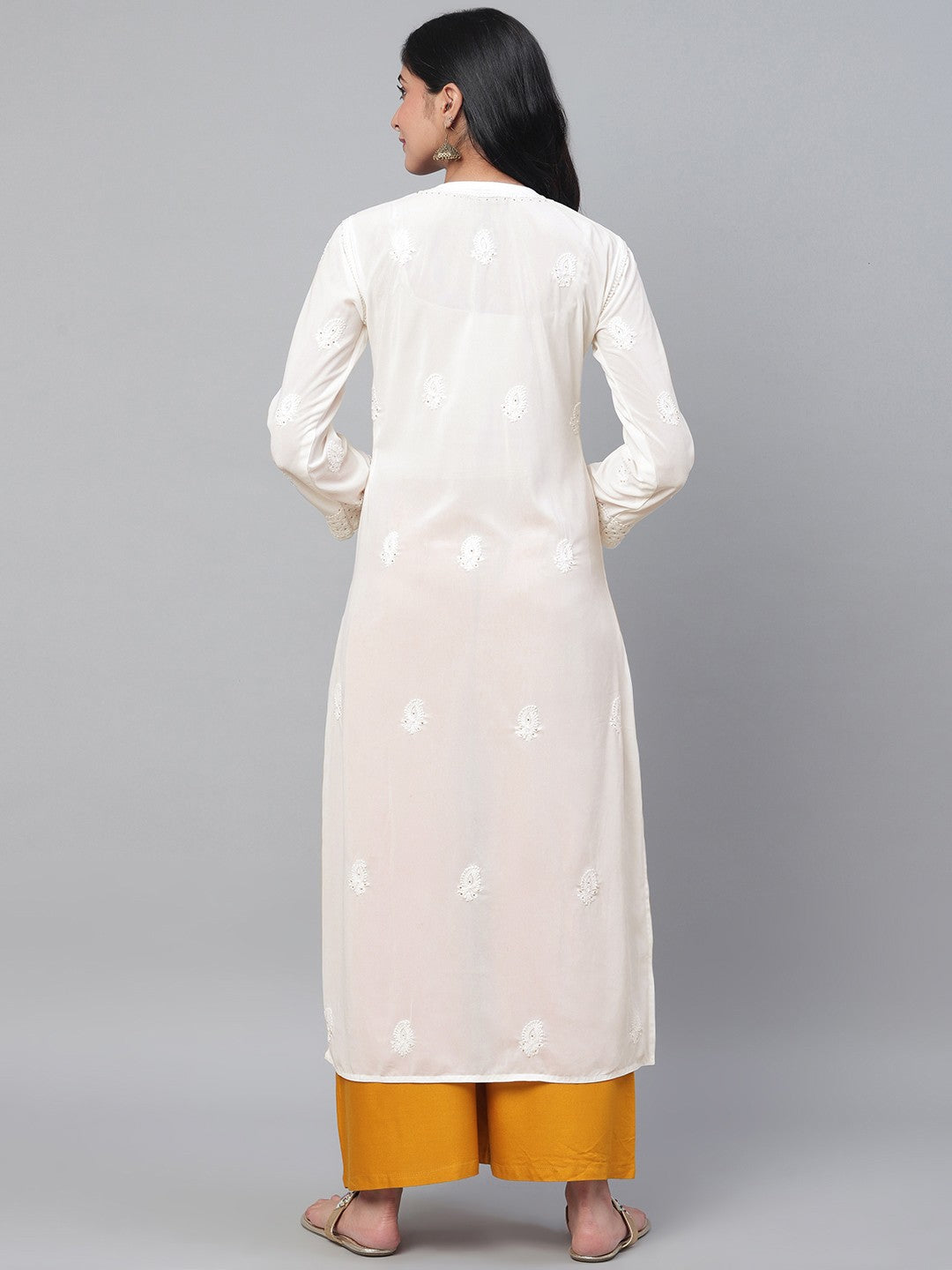 Ada Hand Embroidered White Georgette Lucknowi Chikankari Straight Kurta with Muqaish Work A100580