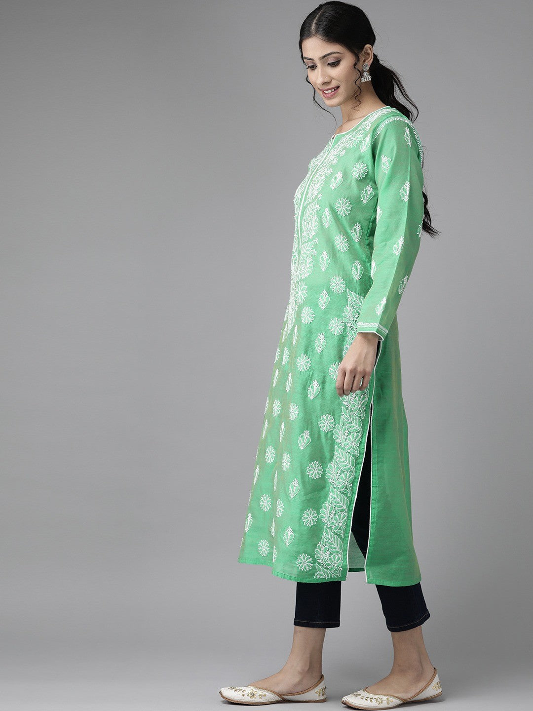 Ada Hand Embroidered Green Chanderi Lucknow Chikankari Straight Kurta A411176