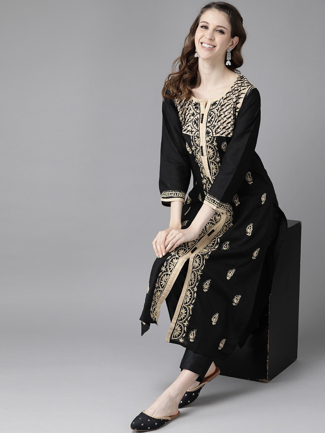 Ada Hand Embroidered Black Cotton Lucknowi Chikankari Straight Kurta A430326
