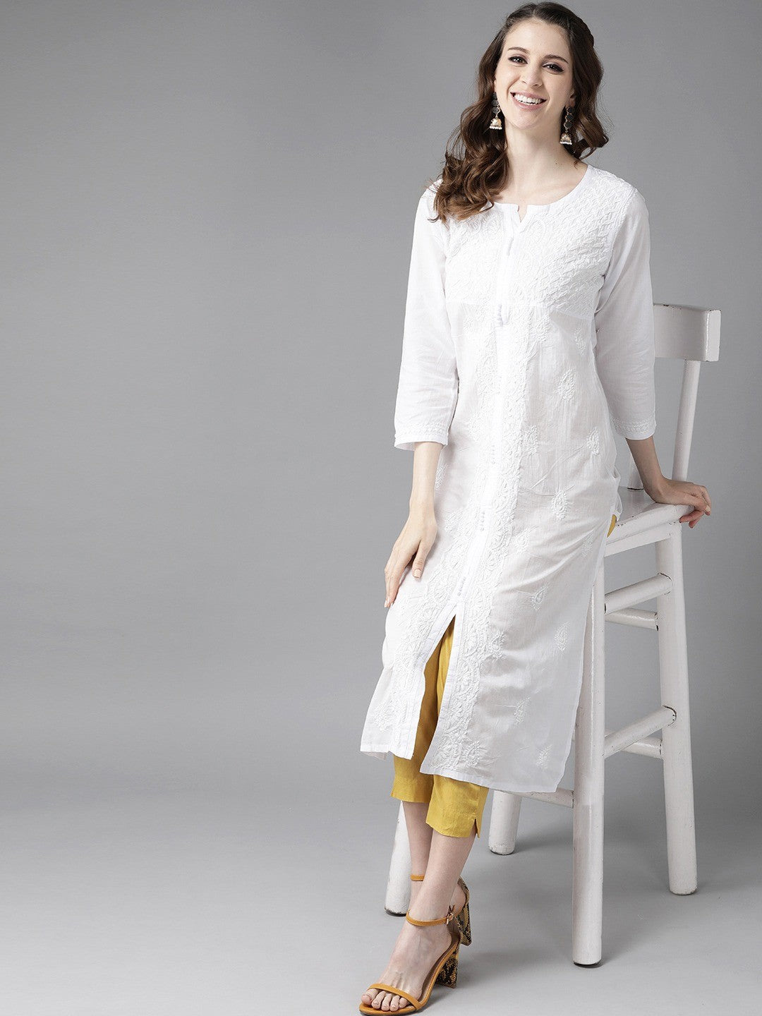 Ada Hand Embroidered White Cotton Lucknow Chikan Straight Kurta A151782