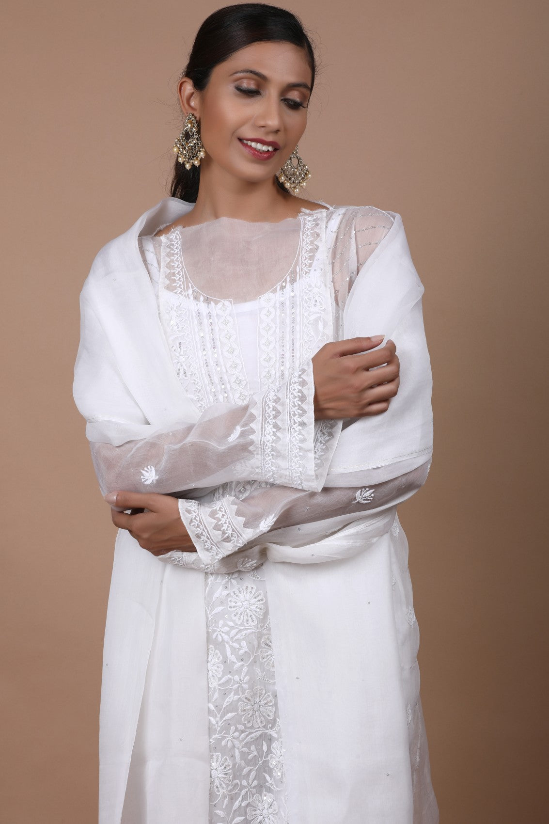 Ada Hand Embroidered White Organza Lucknowi Chikankari Semi-stitched Kurta Dupatta Set With Pearl Work 01A124720