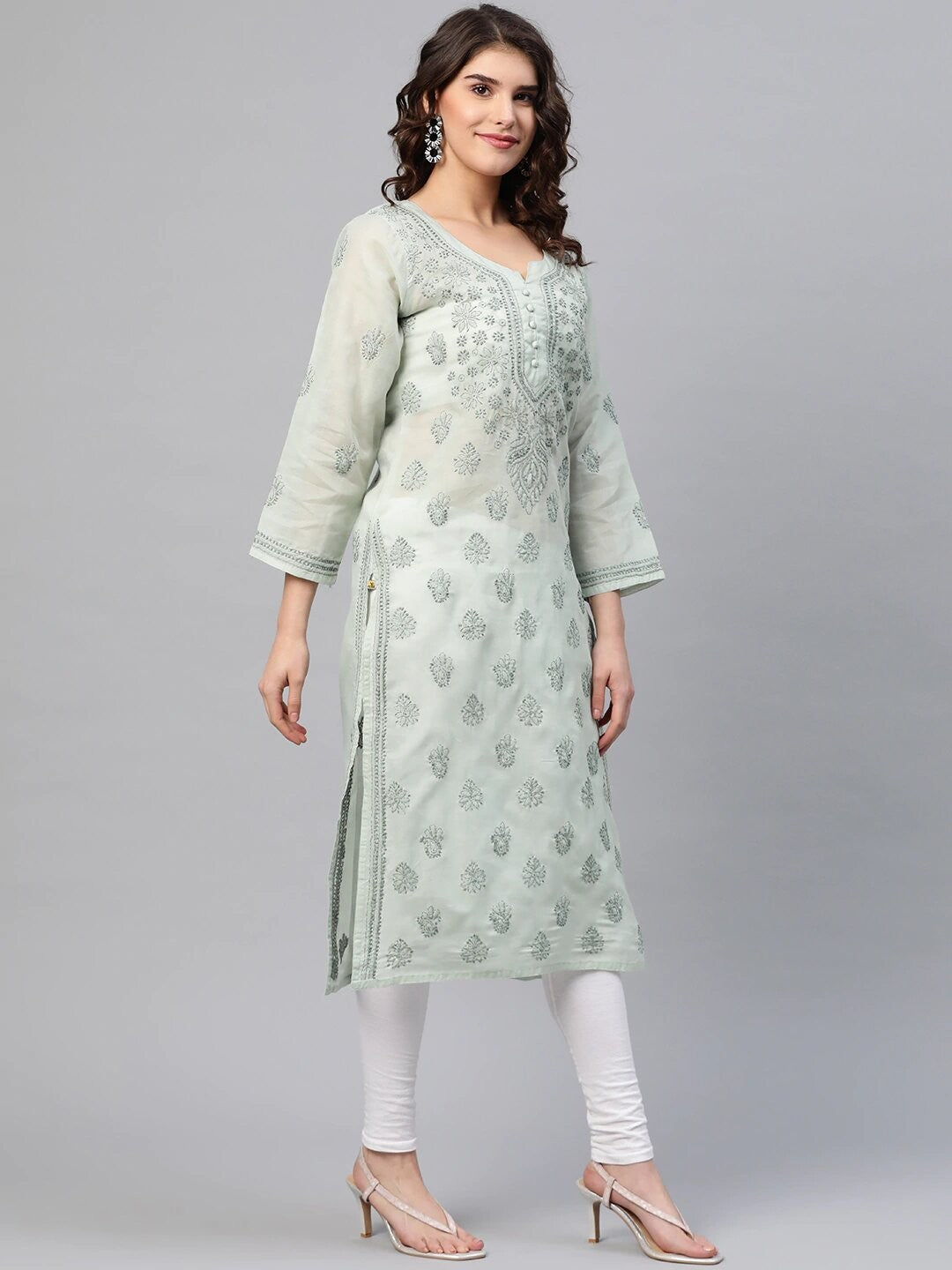 Ada Hand Embroidered Light Grey Cotton Lucknow Chikan Kurta A227152