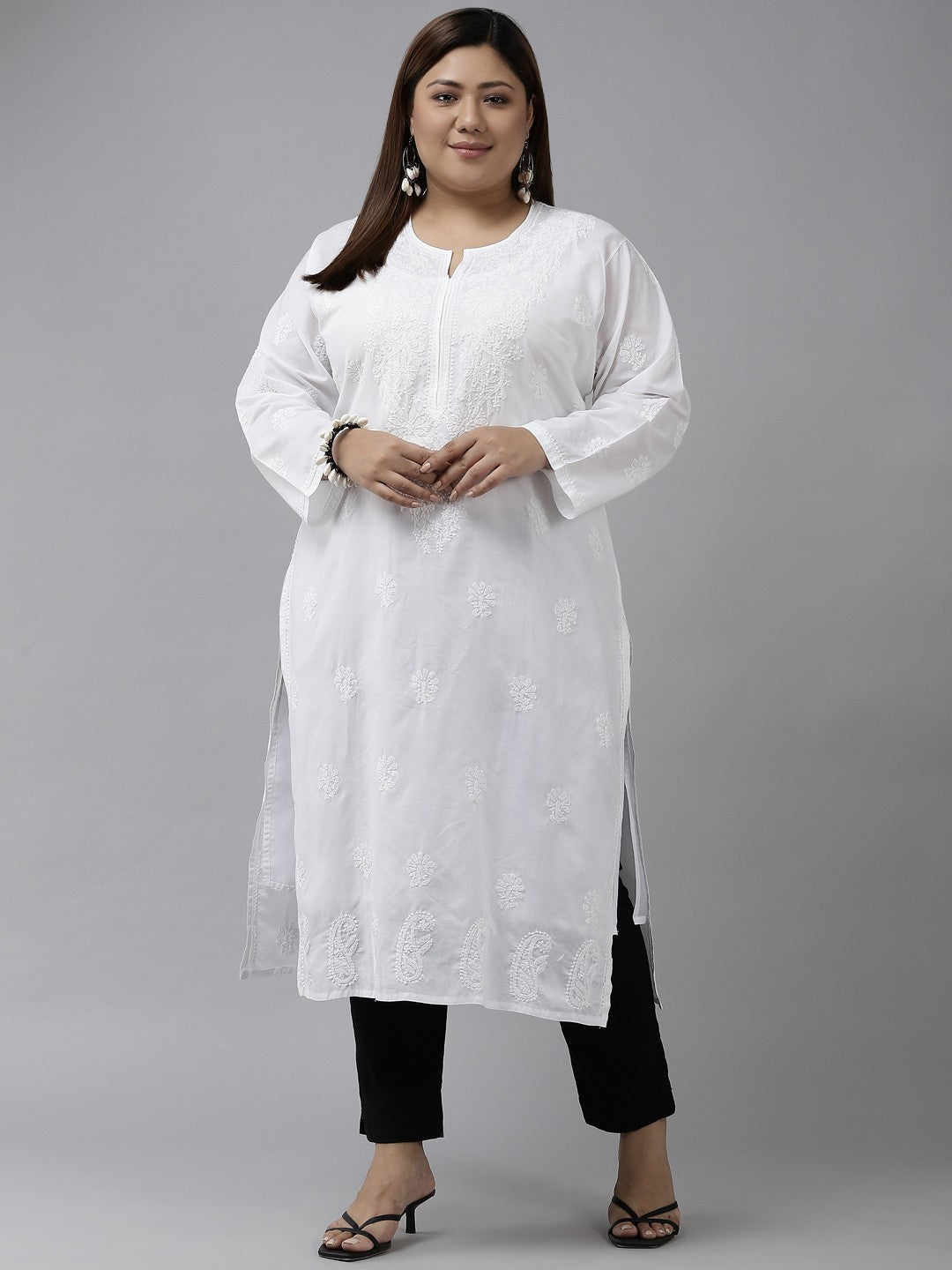 Ada Hand Embroidered White Cotton Lucknowi Chikankari Straight Kurta A100344