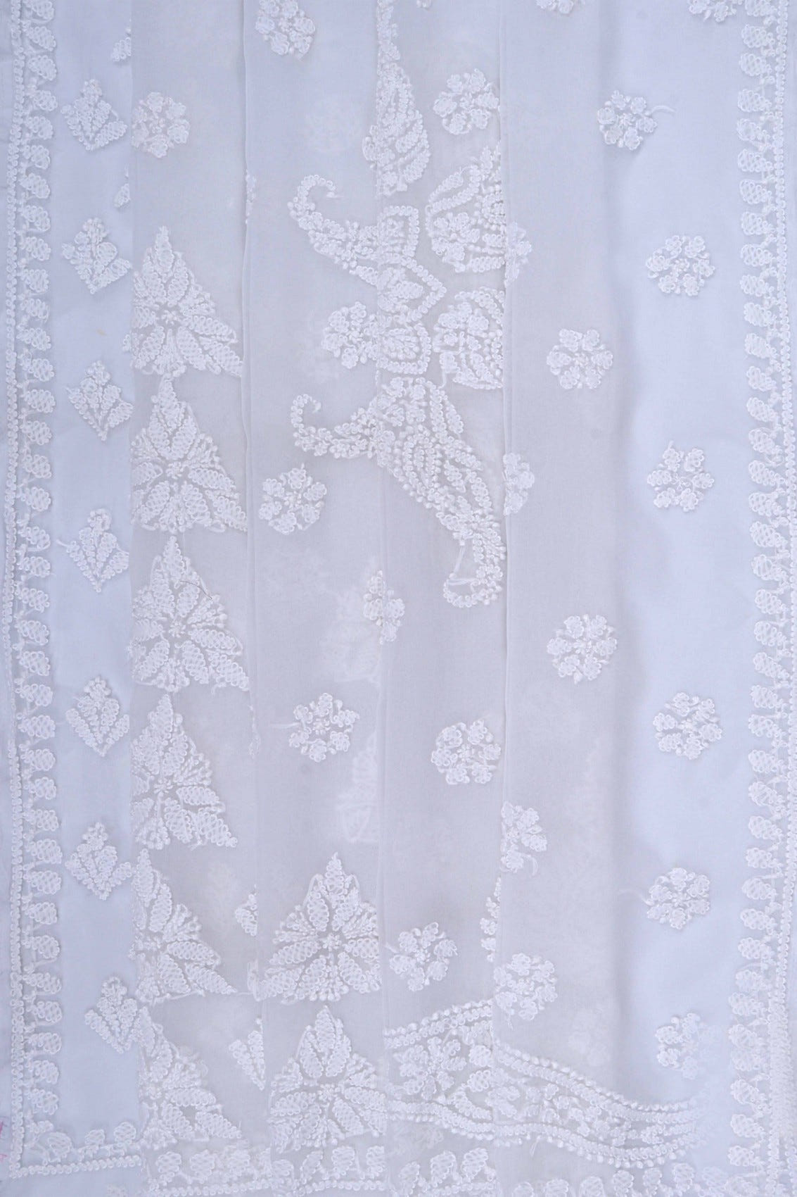 Ada Hand Embroidered White Georgette Lucknowi Chikankari Saree With Blouse A556967