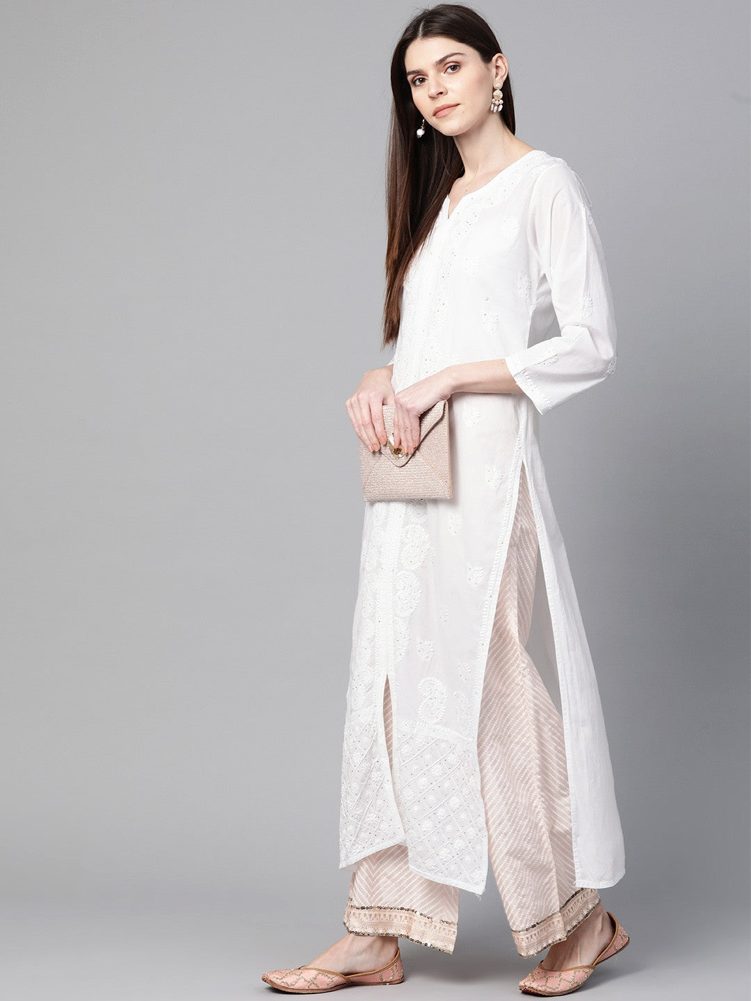 Ada Hand Embroidered White Cotton Lucknowi Chikankari Straight Kurta With Muqaish Work A100426