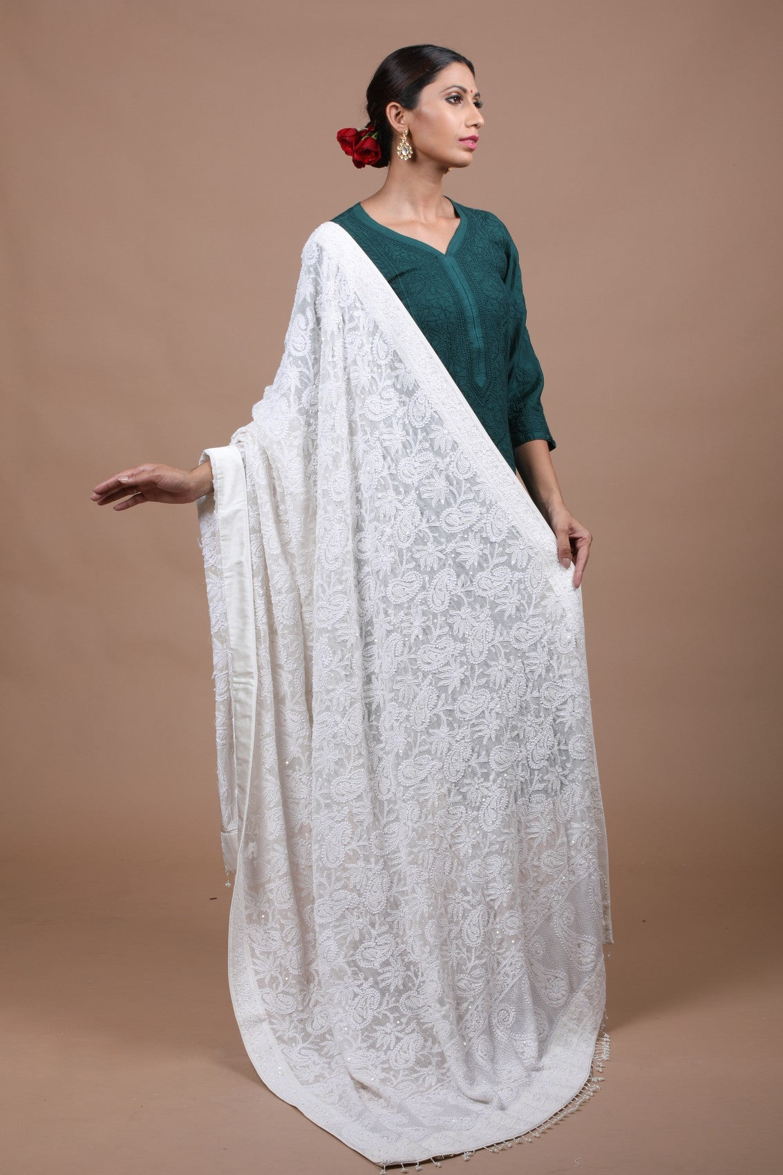 Ada Hand Embroidered White Pure Georgette Lucknowi Chikankari Dupatta With Pearl Work 01A85939