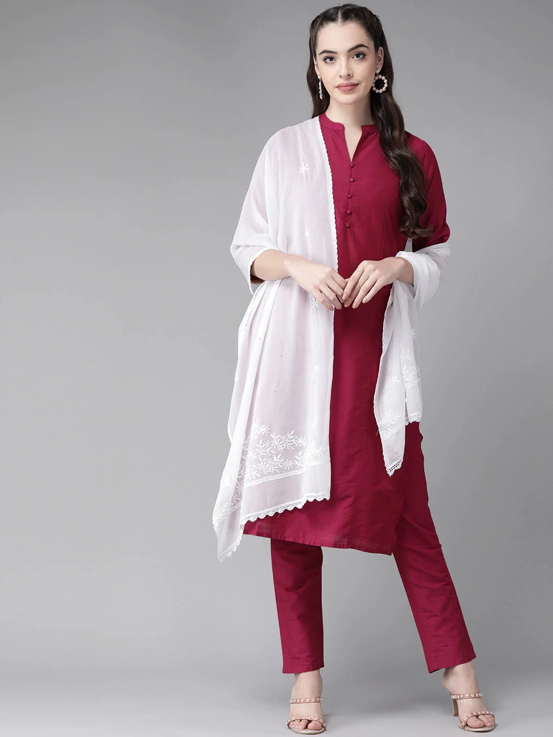 Ada Hand Embroidered White Georgette Lucknowi Chikankari Dupatta With Muqaish Work A511187
