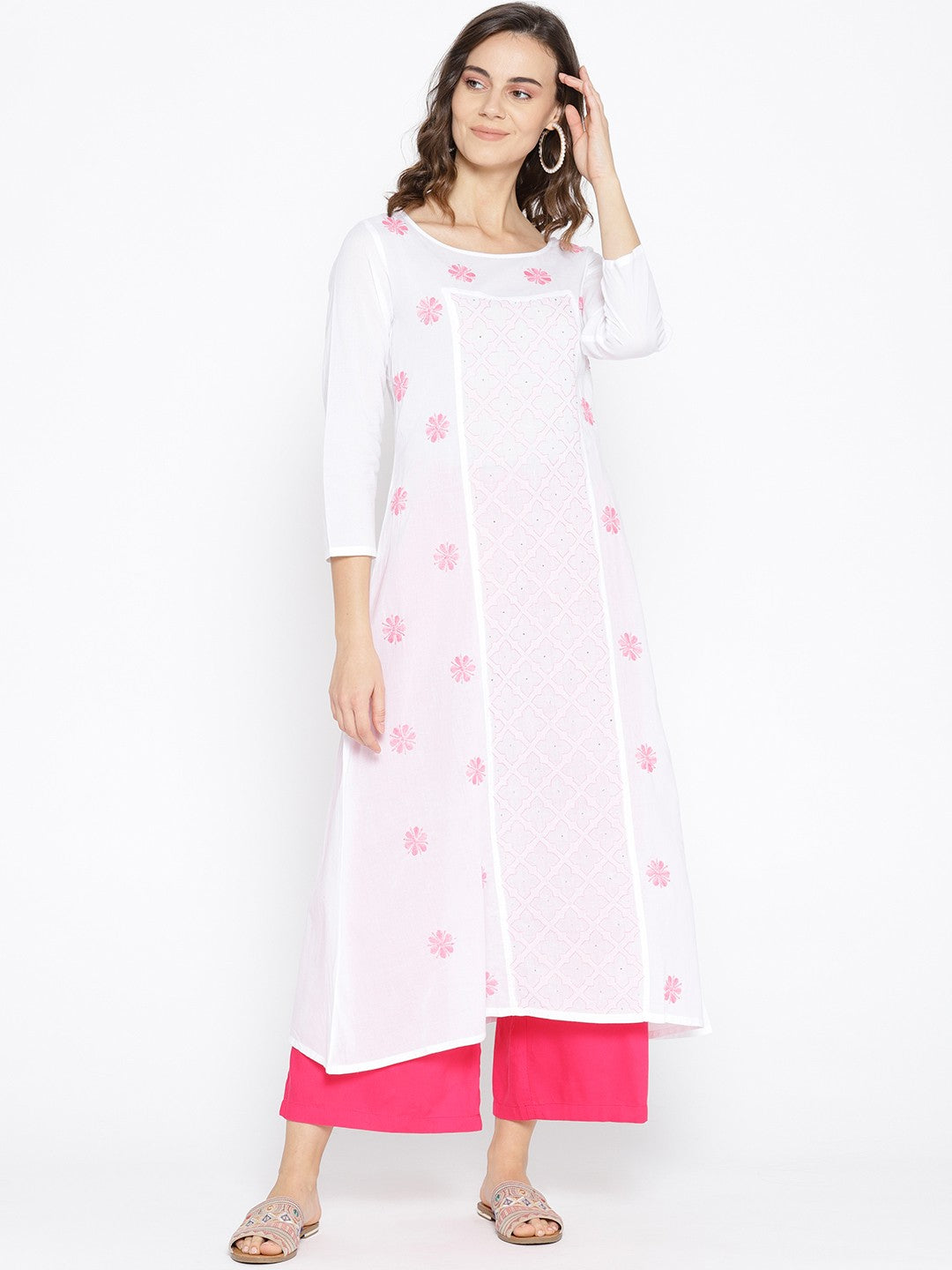 Ada Hand Embroidered White Cotton Lucknow Chikankari Kurta with Muqaish Work A100049