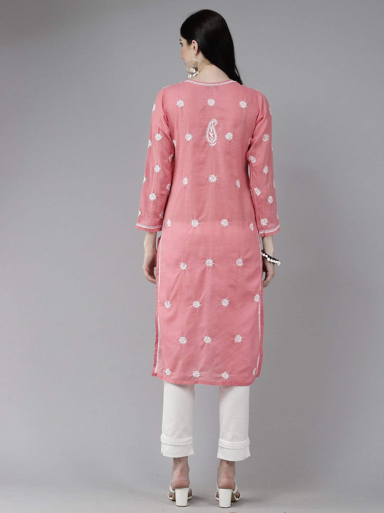 Ada Hand Embroidered Peach Cotton Lucknow Chikankari Straight Kurta A411401