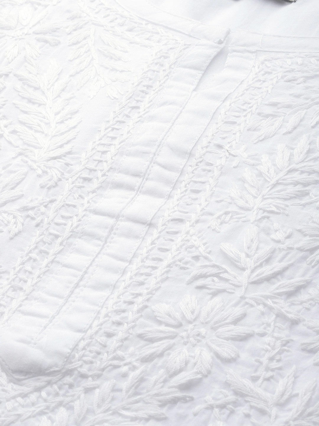 Ada Hand Embroidered White Cotton Lucknowi Chikankari Straight Kurta With Palazzo A811165
