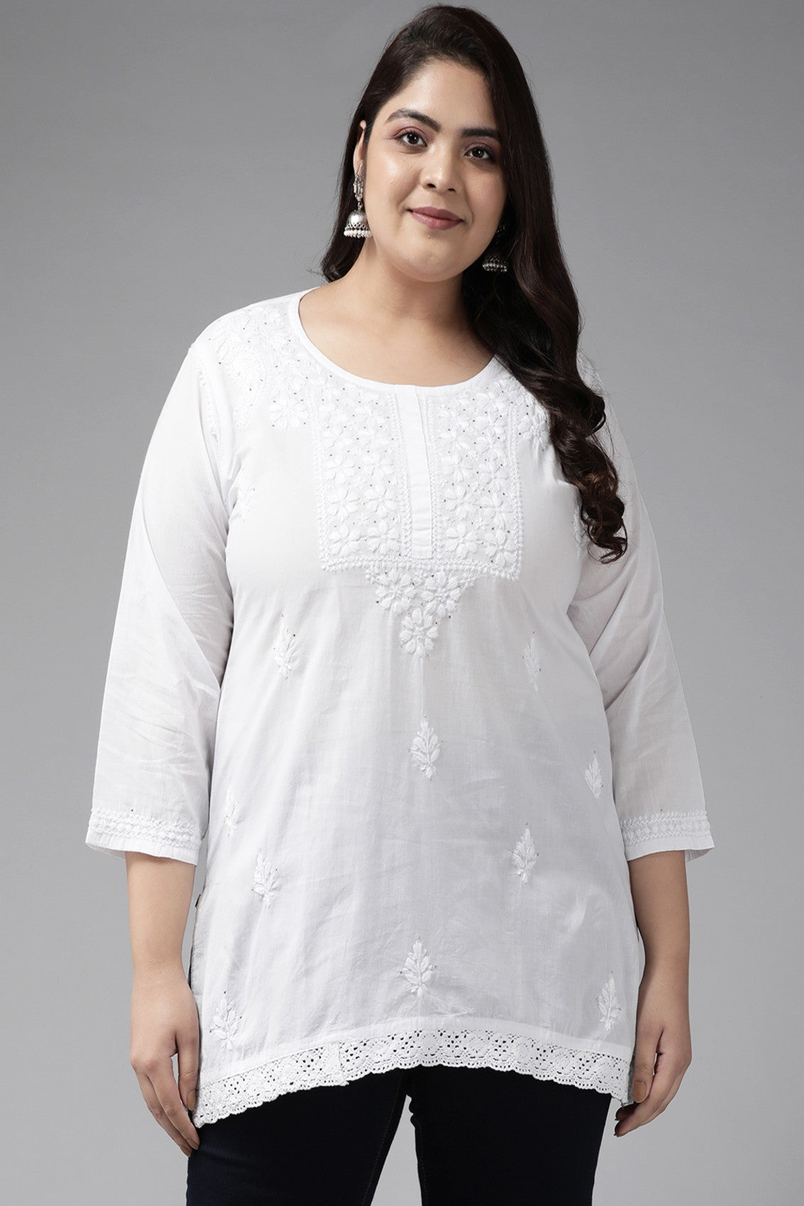 Ada Hand Embroidered White Cotton Lucknowi Chikankari Kurti With Muqaish Work A100594