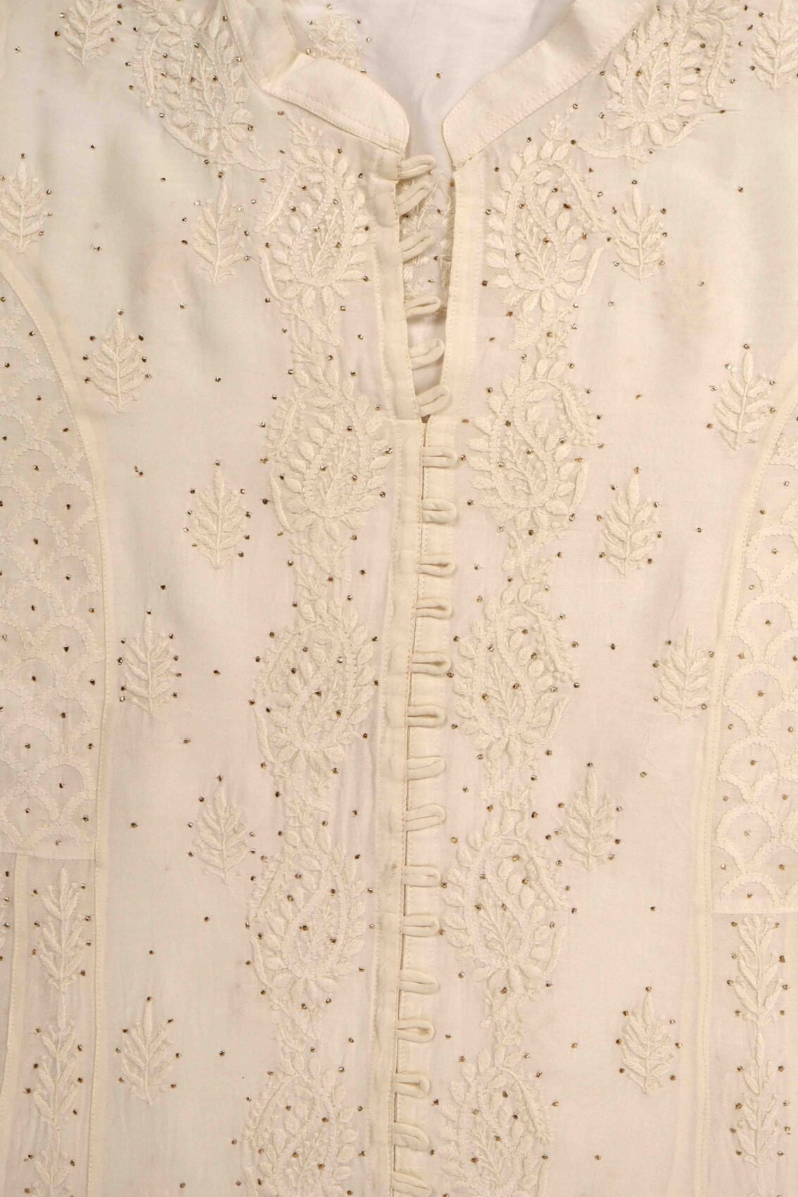 Ada Hand Embroidered White Chanderi Lucknowi Chikanakari Unstitched Kurta Piece With Muqaish Work A595344