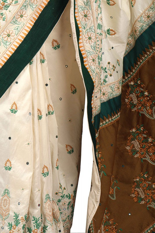 Ada Hand Embroidered Cream And Green Dual Shade Silk Lucknowi Chikankari Saree/Blouse With Mirror Work A67386