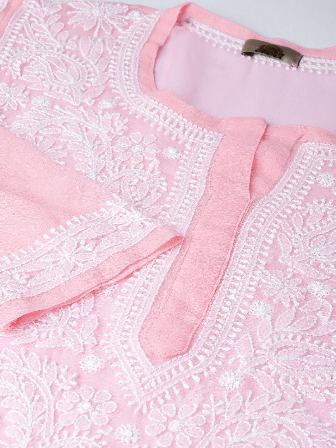 Ada Hand Embroidered Peach Faux Georgette Lucknowi Chikankari Kurta Set With Slip A100044