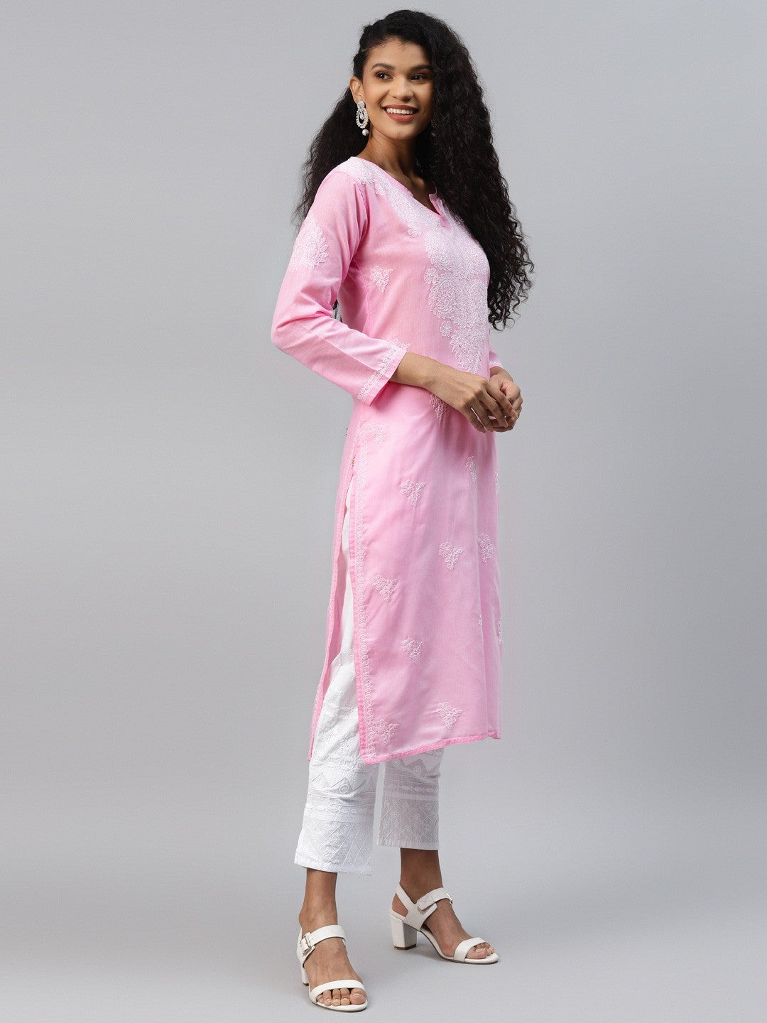 Ada Hand Embroidered Baby Pink Cotton Lucknowi Chikankari Kurta A302192