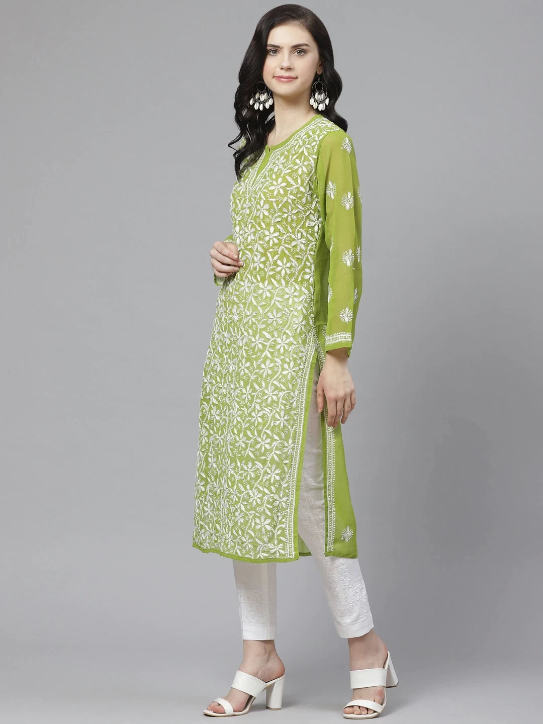 Ada Hand Embroidered Green Georgette Lucknowi Chikankari Straight Kurta/Trouser Set With Slip A100563