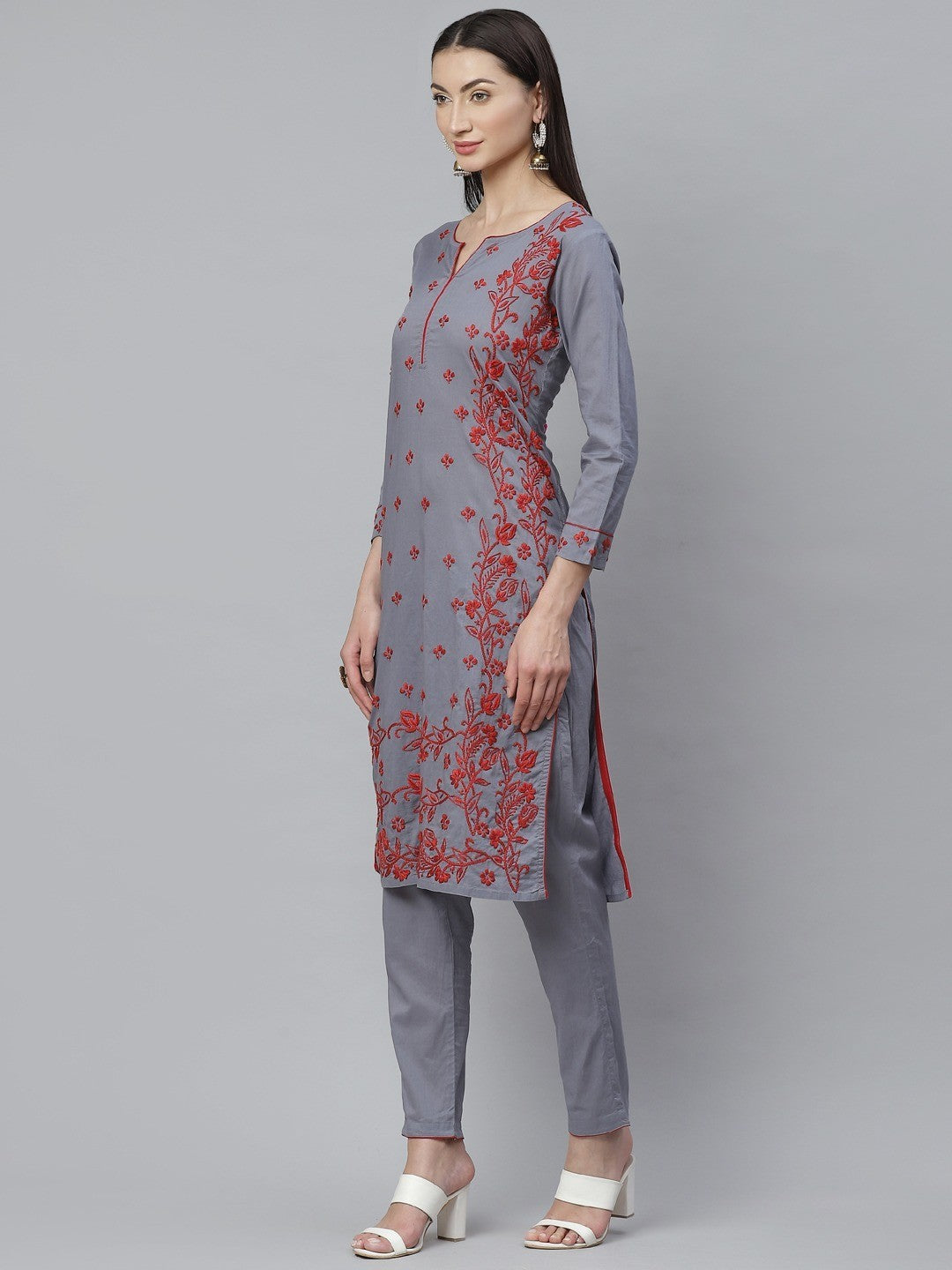 Ada Hand Embroidered Grey Cotton Lucknowi Chikankari Straight Kurta With Trouser Set A811128