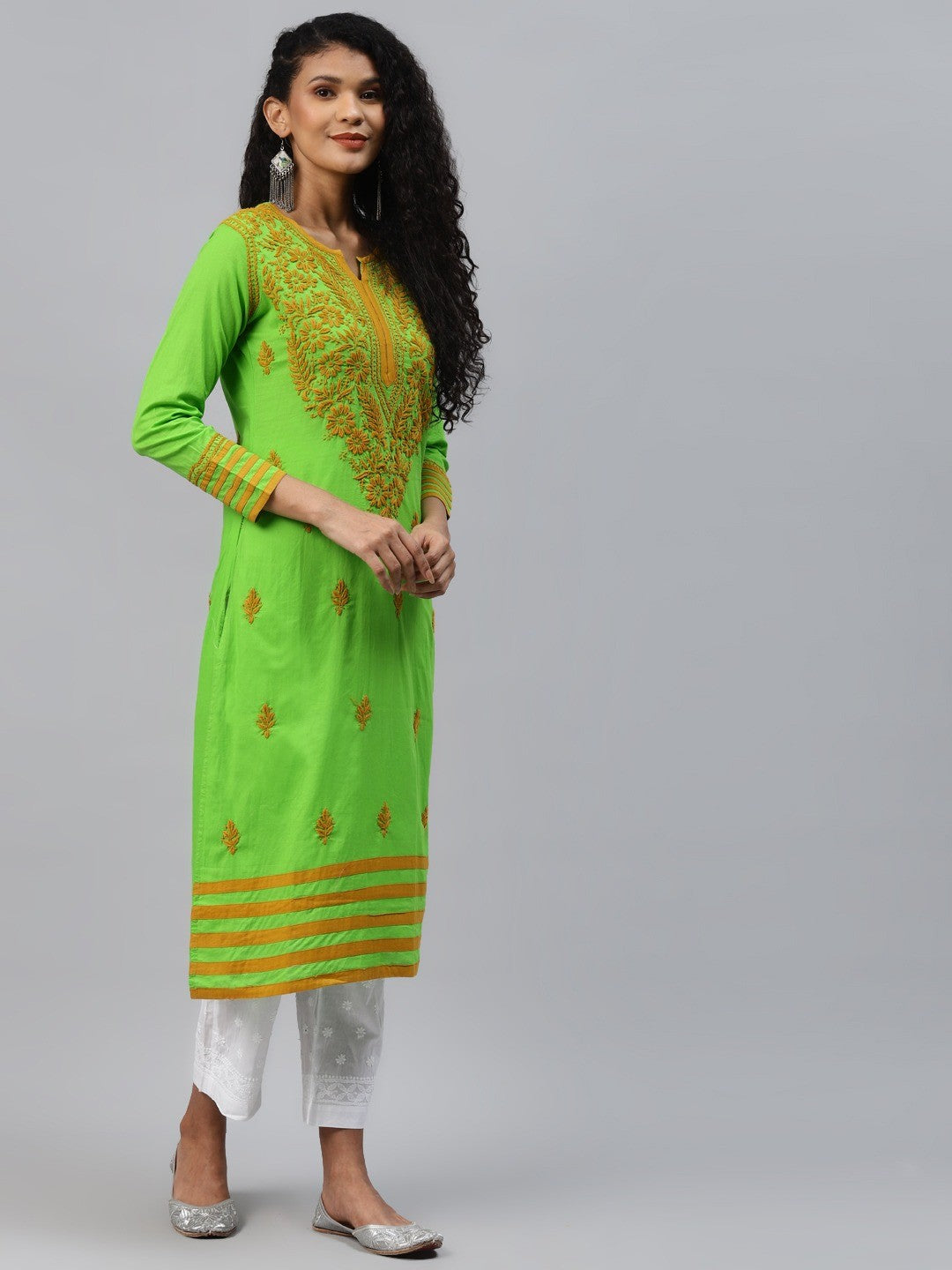 Ada Hand Embroidered Green Cotton Lucknowi Chikankari Straight Kurta A135617