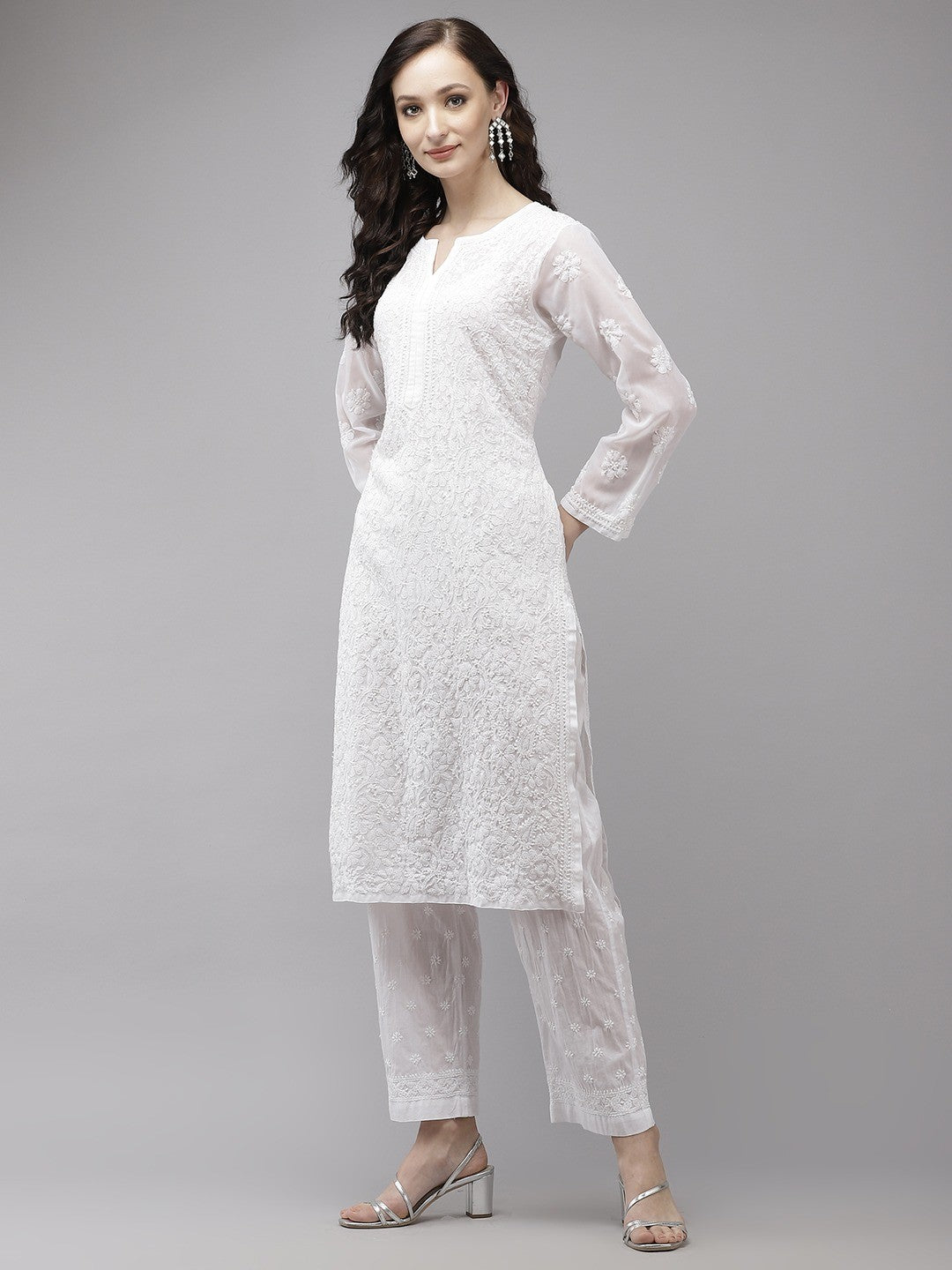 Ada Hand Embroidered White Georgette Lucknowi Chikankari Kurta Set A811216