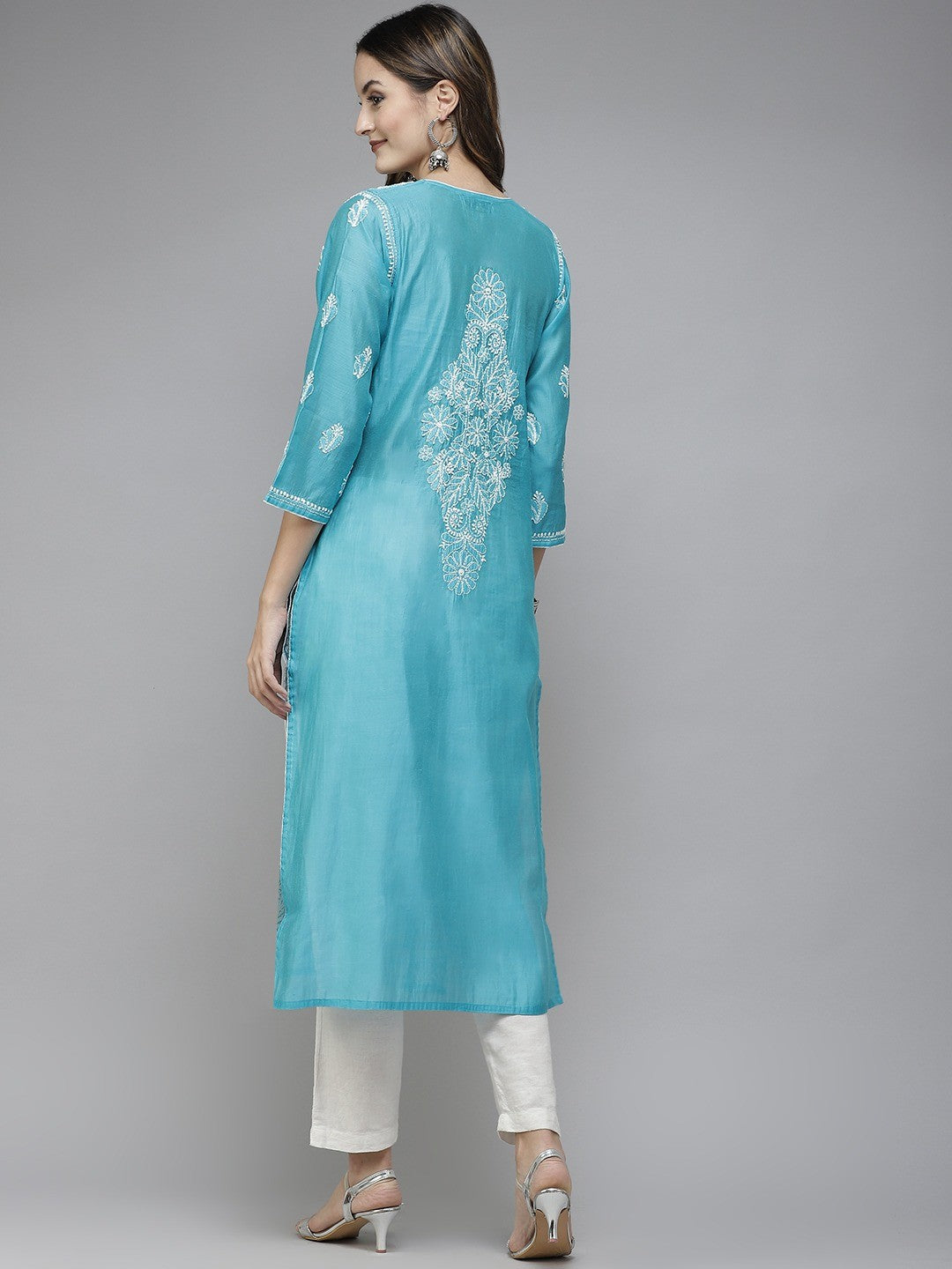 Ada Hand Embroidered Blue Chanderi Lucknowi Chikan Straight Kurta A411342