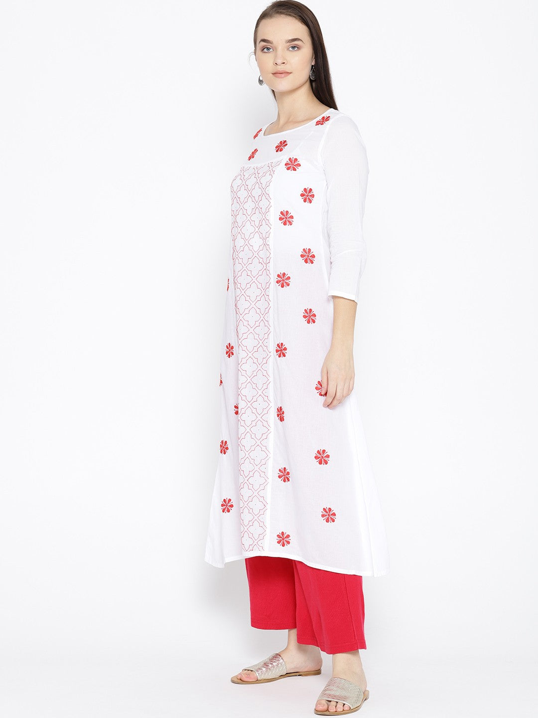 Ada Hand Embroidered White Cotton Lucknow Chikankari Kurta With Muqaish Work-A100047