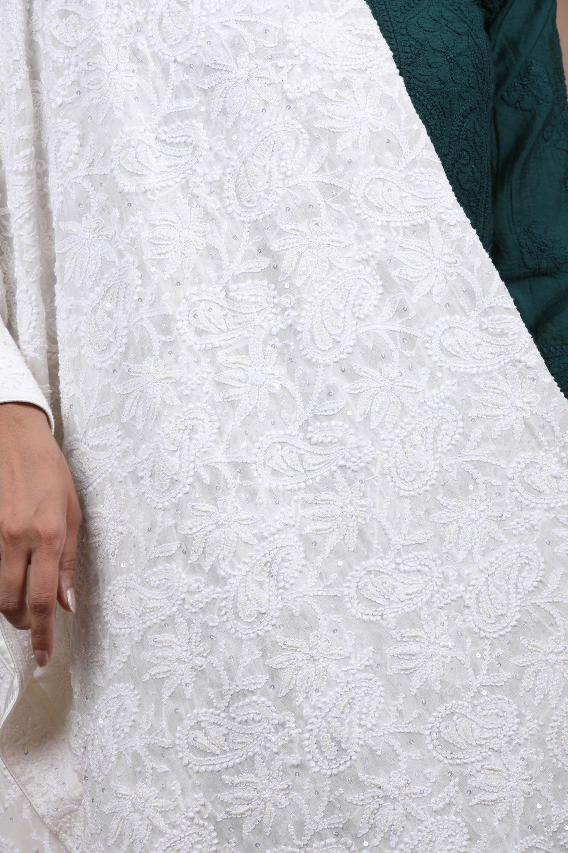 Ada Hand Embroidered White Pure Georgette Lucknowi Chikankari Dupatta With Pearl Work 01A85939