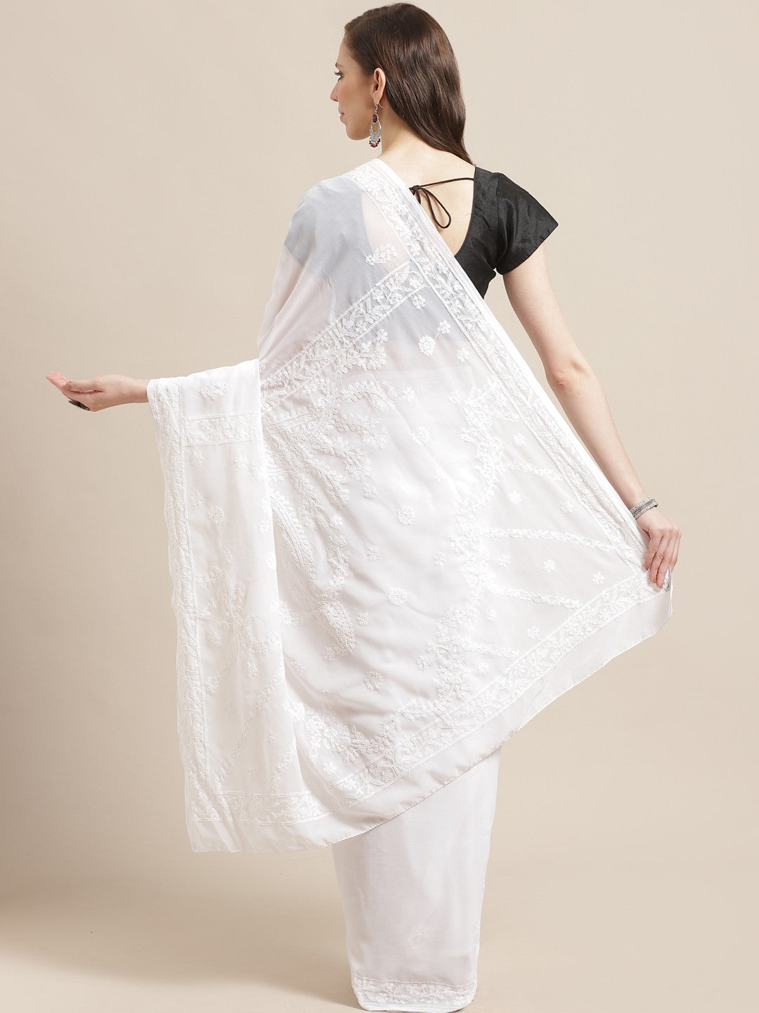 Ada Hand Embroidered White Georgette Lucknow Chikan Saree with Blouse A191787