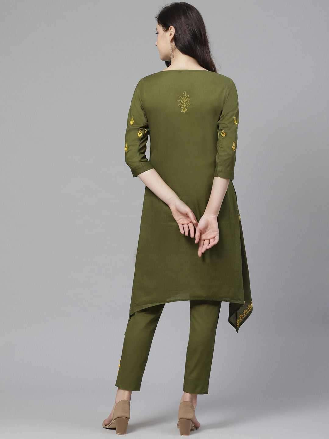 Ada Hand Embroidered Green Cotton Lucknowi Chikankari A-Line Kurta With Trouser A100337