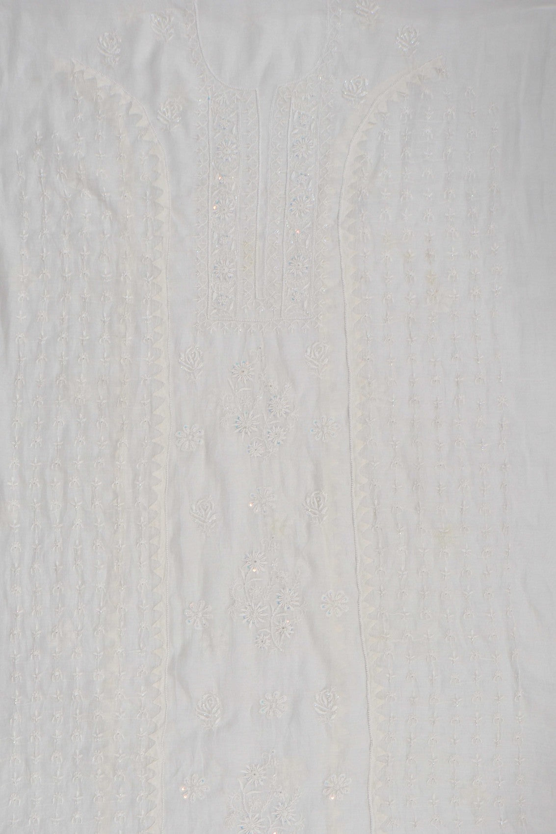 Ada Hand Embroidered Off White Chanderi Lucknowi Chikankari Unstitched Kurta Dupatta Set With Cutdana Work 01A260035