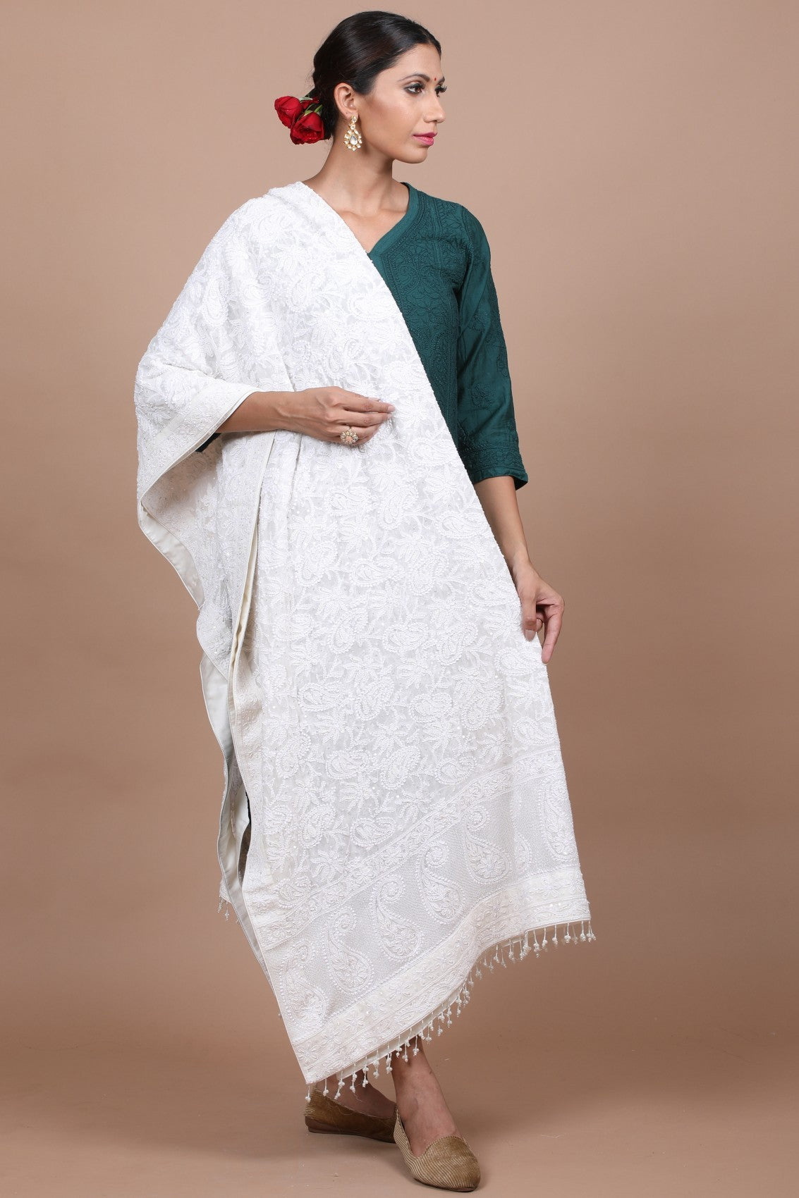 Ada Hand Embroidered White Pure Georgette Lucknowi Chikankari Dupatta With Pearl Work 01A85939