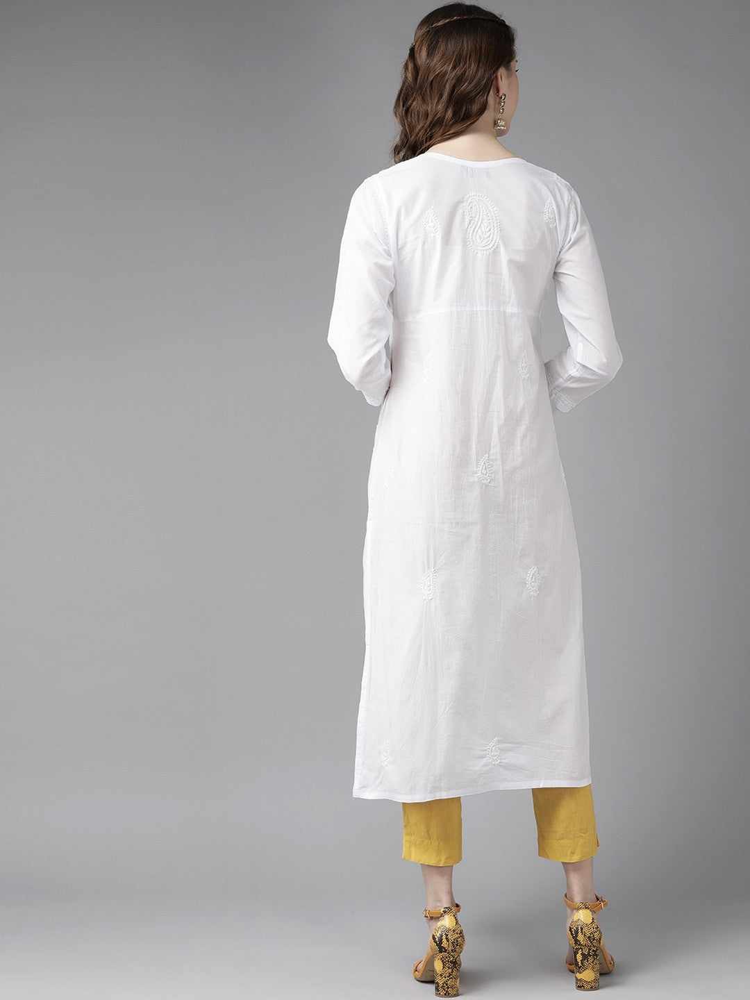 Ada Hand Embroidered White Cotton Lucknow Chikan Straight Kurta A151782