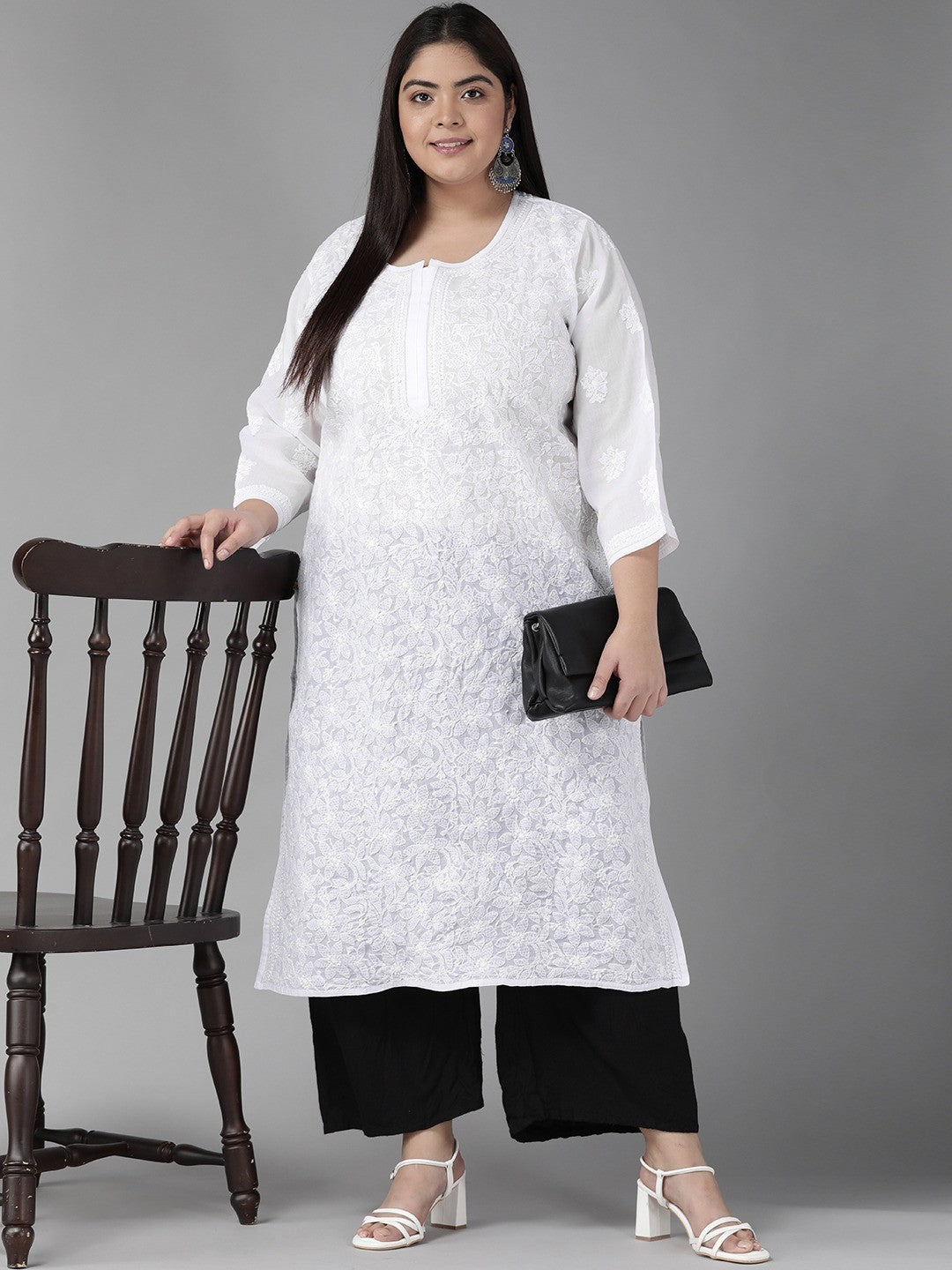 Ada Hand Embroidered White Cotton Lucknowi Chikankari Straight Kurta A411181