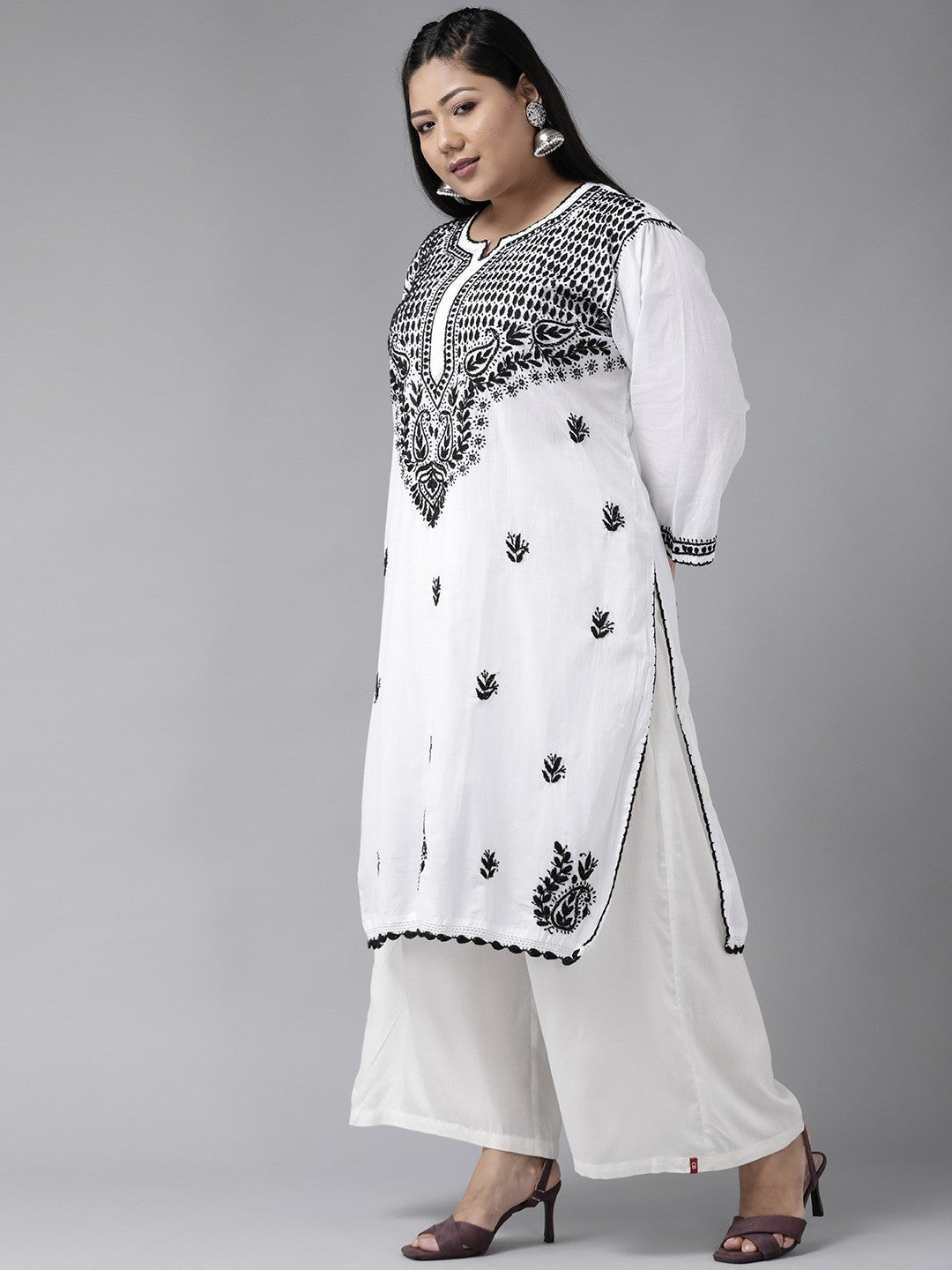 Ada Hand Embroidered White Cotton Lucknowi Chikankari Kurta A100592